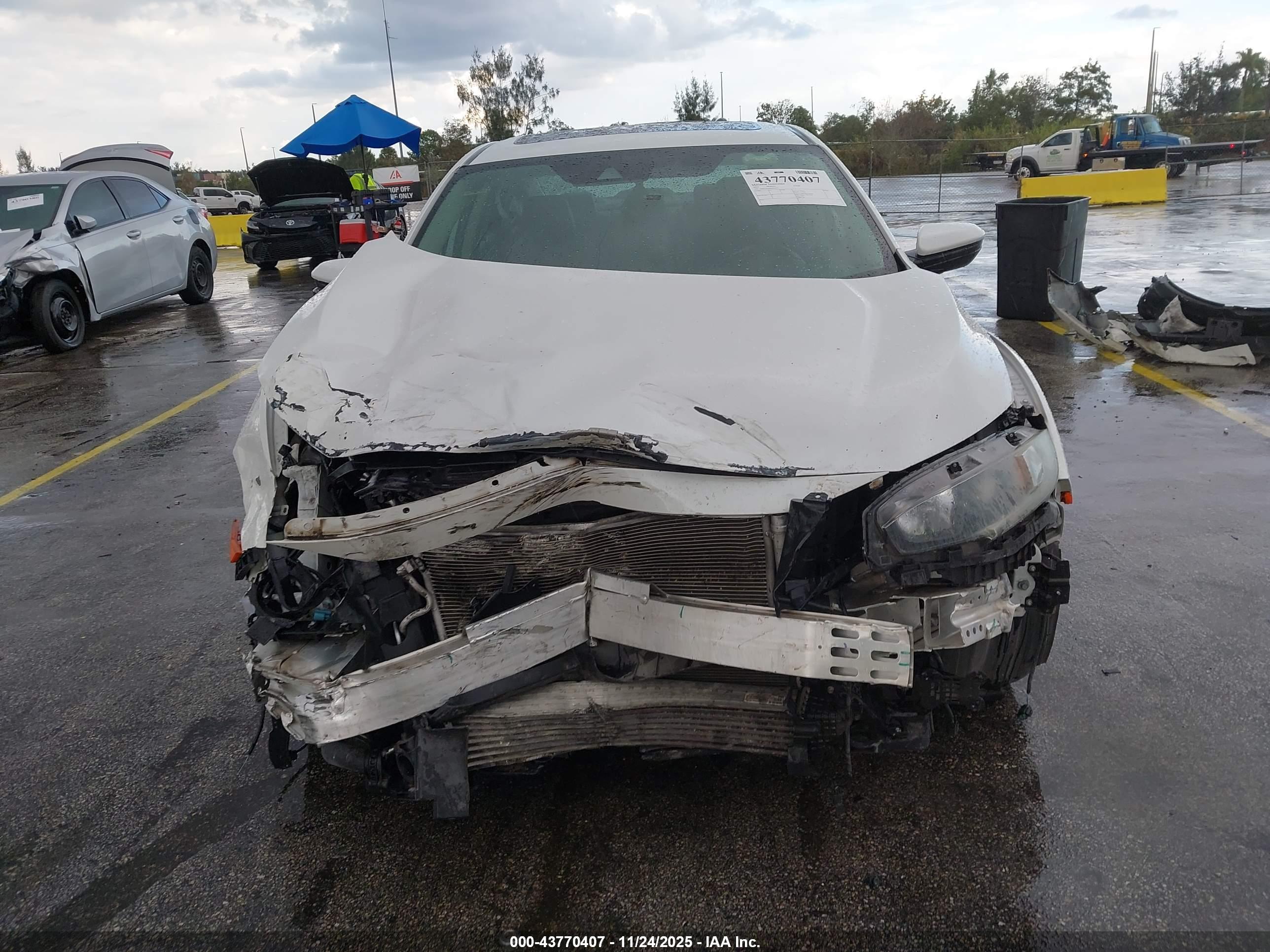 HONDA CIVIC image 6