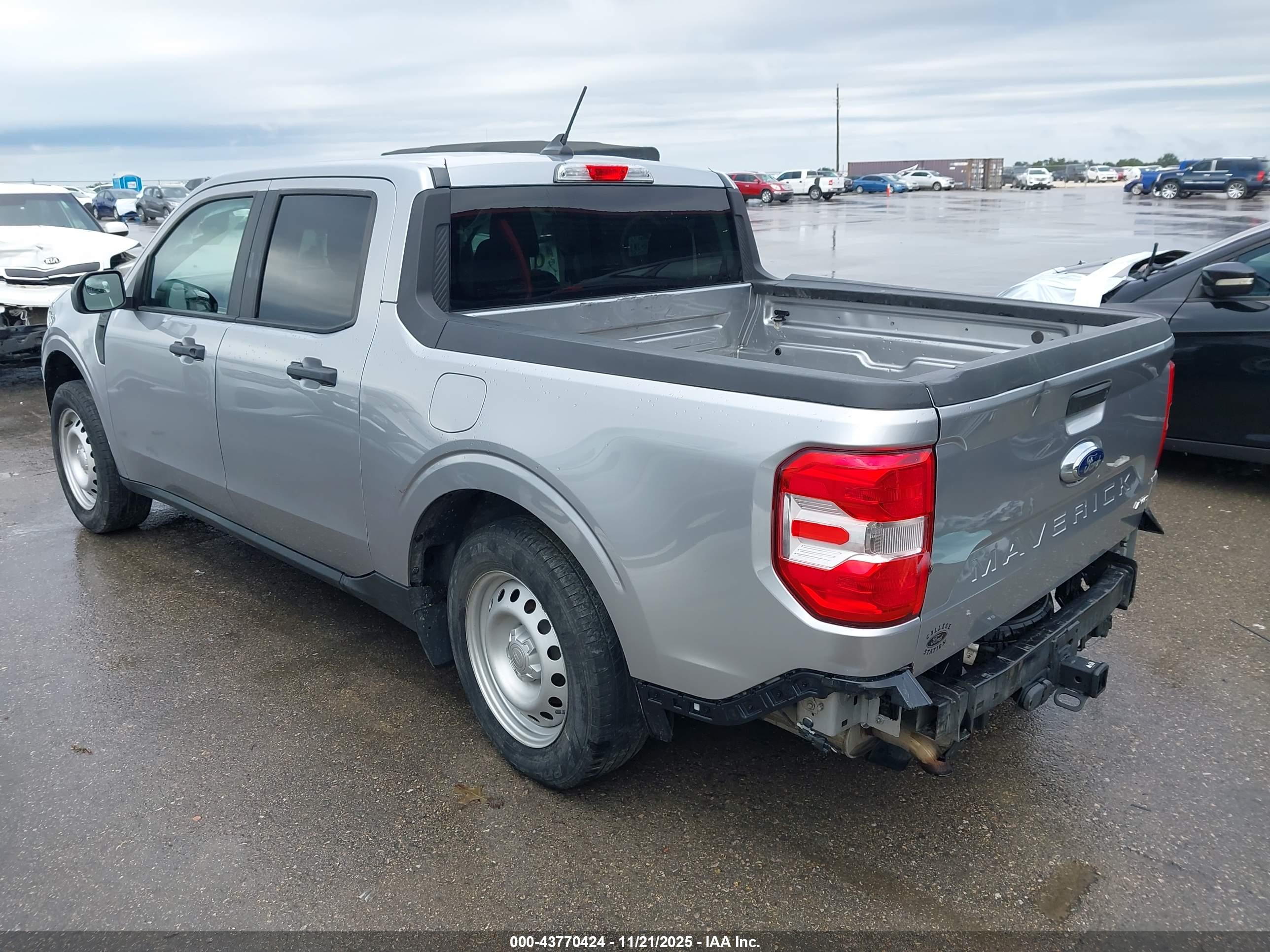 FORD MAVERICK image 3
