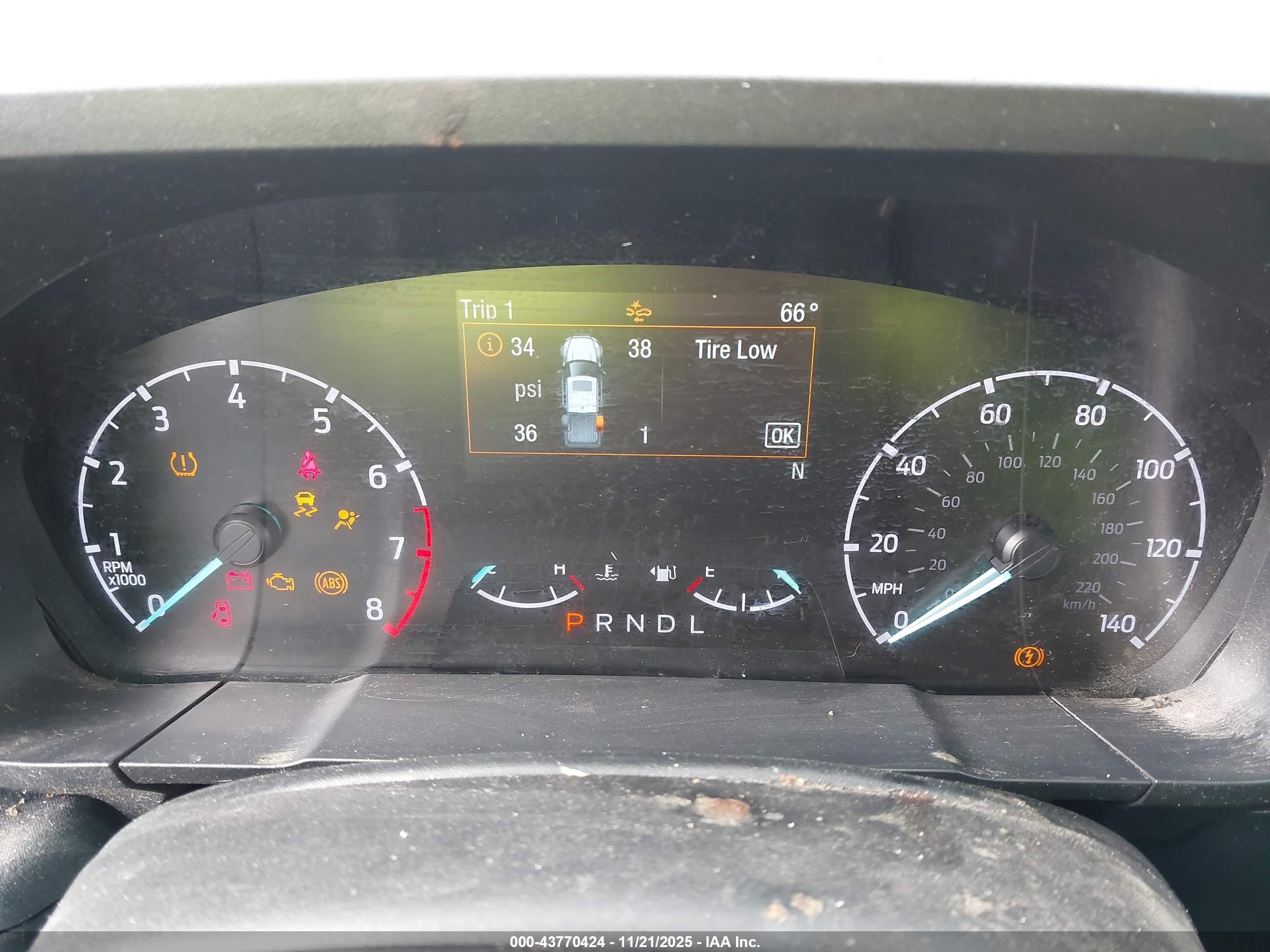 FORD MAVERICK image 7