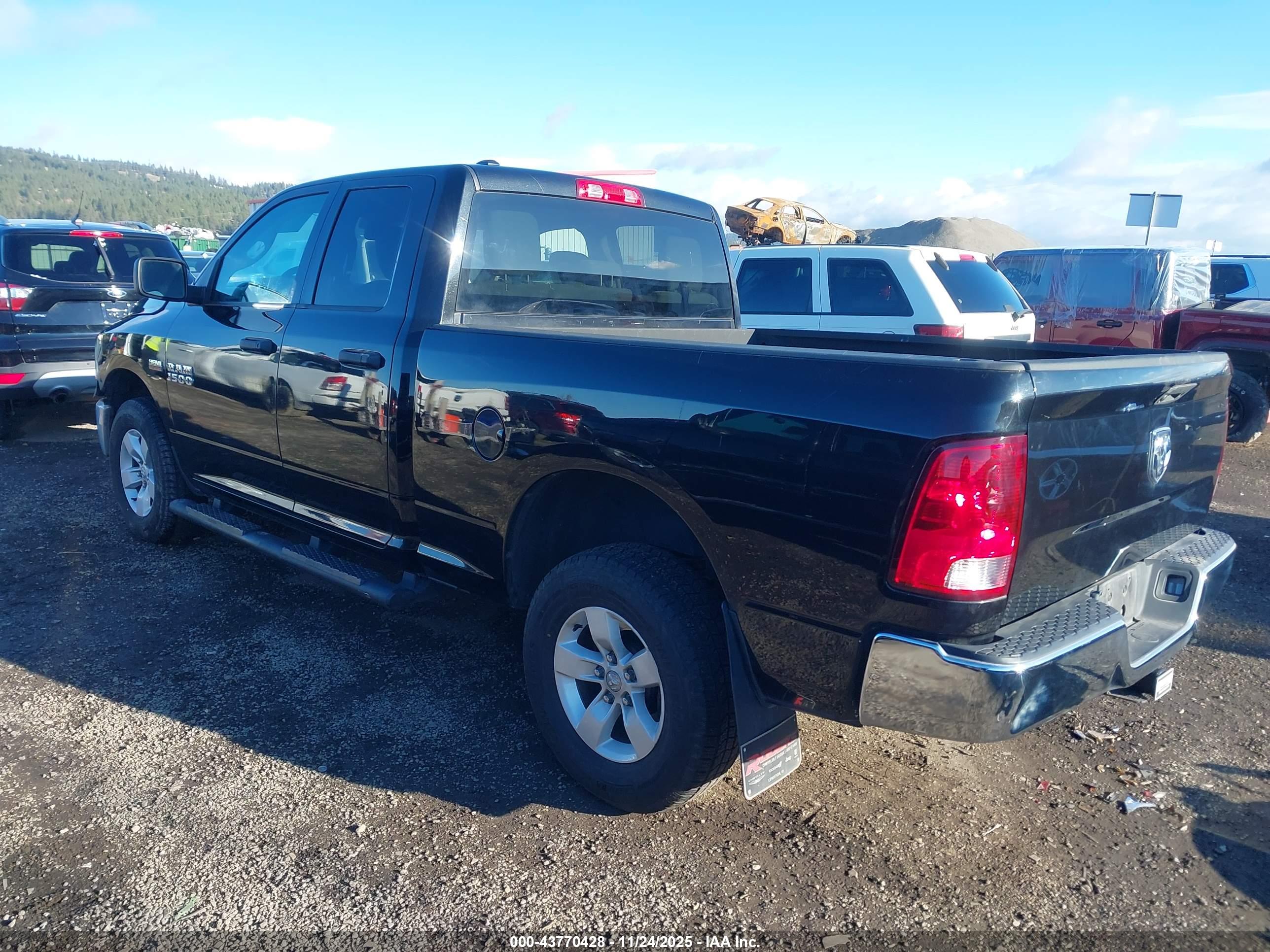 RAM 1500 image 3