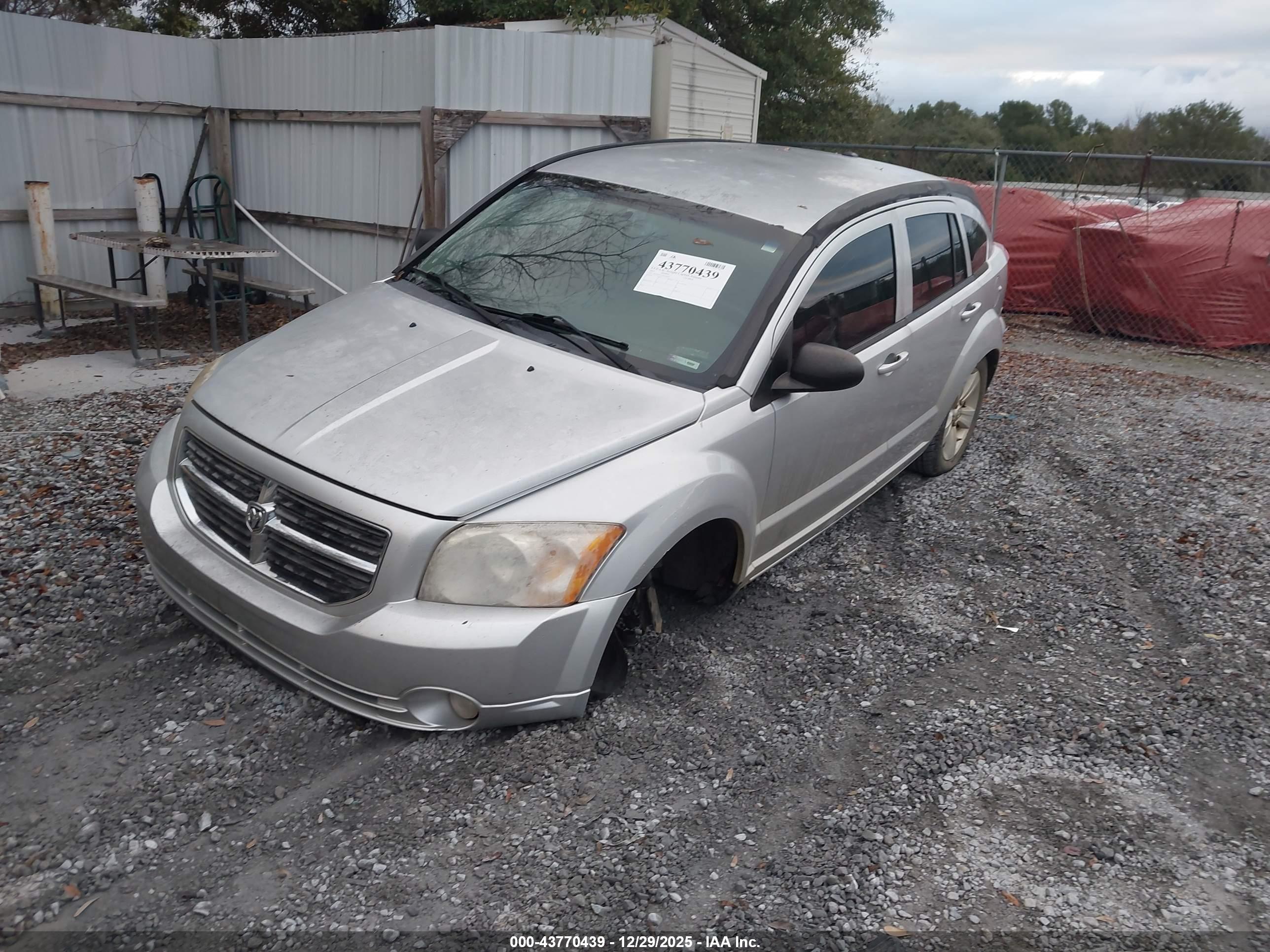 DODGE CALIBER image 2