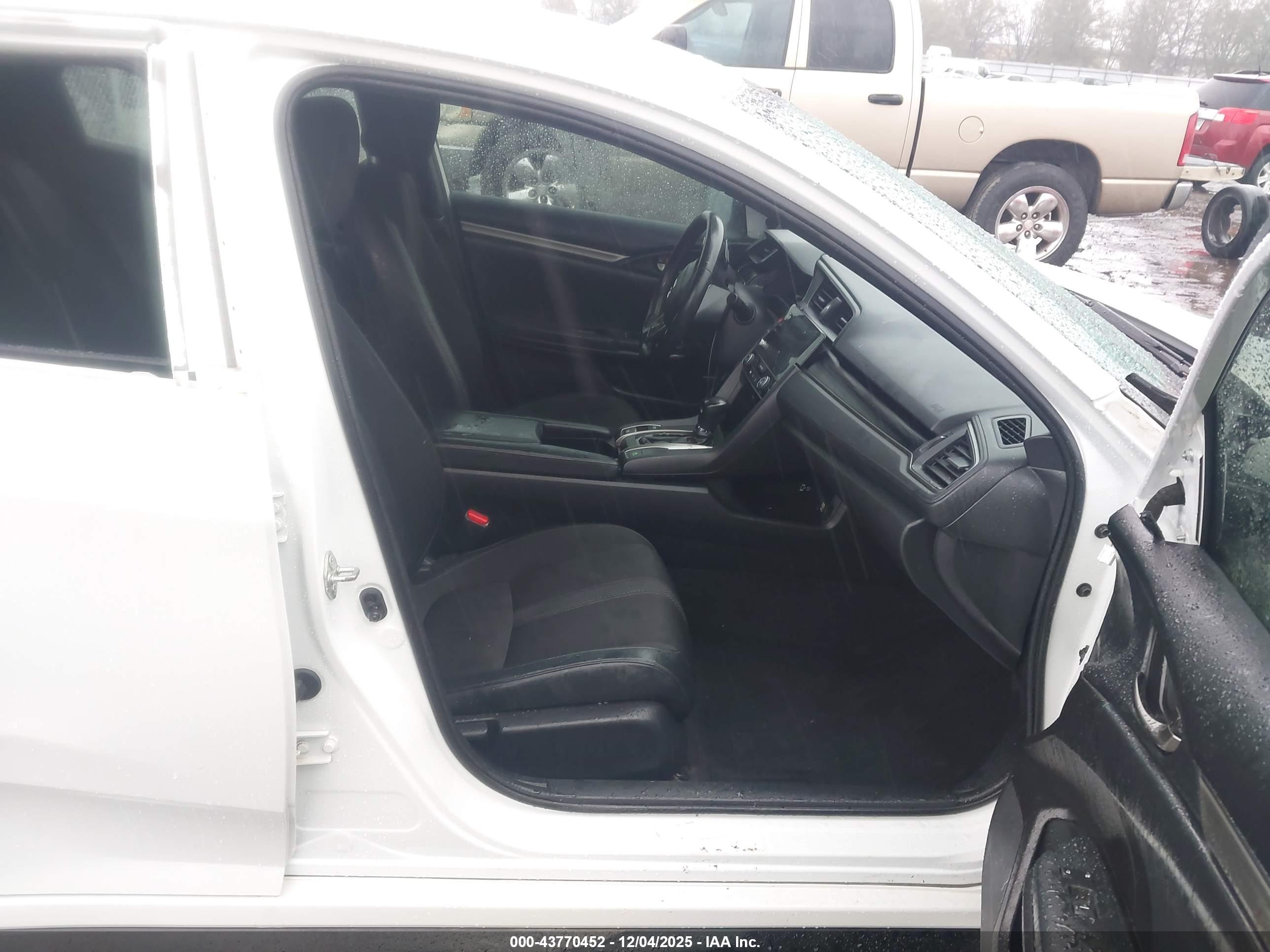 HONDA CIVIC image 5