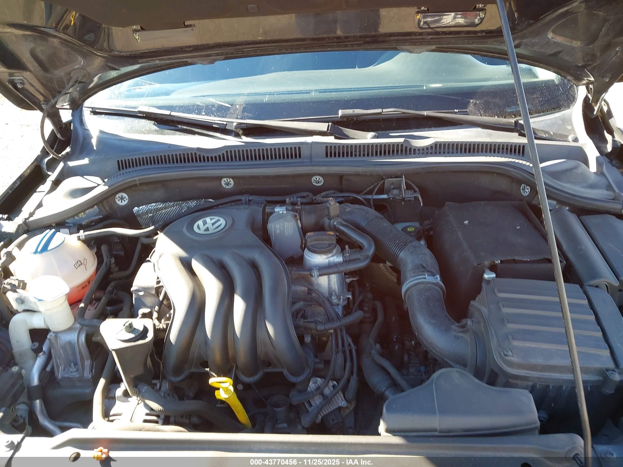 VOLKSWAGEN JETTA image 10