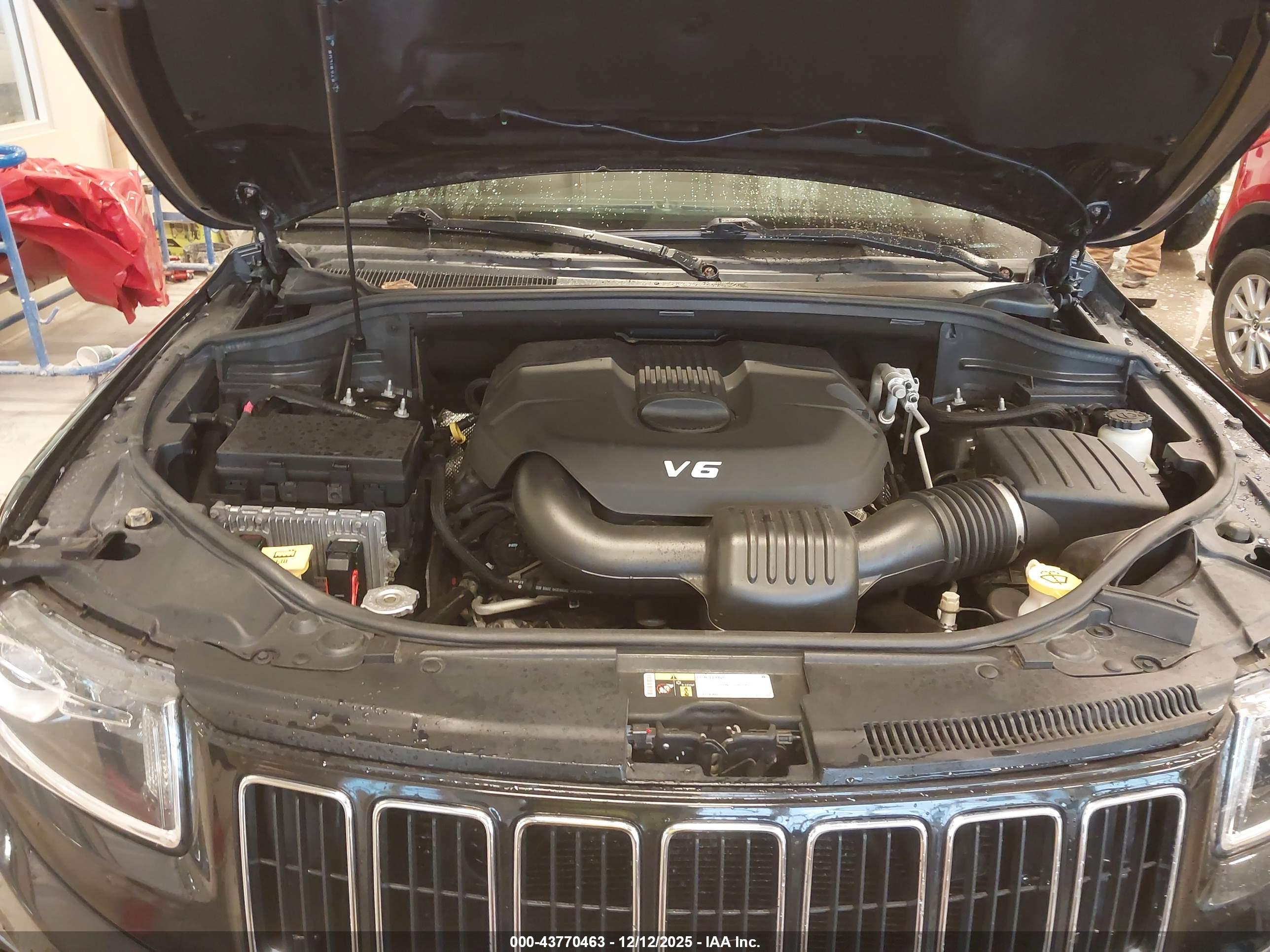 JEEP GRAND image 10