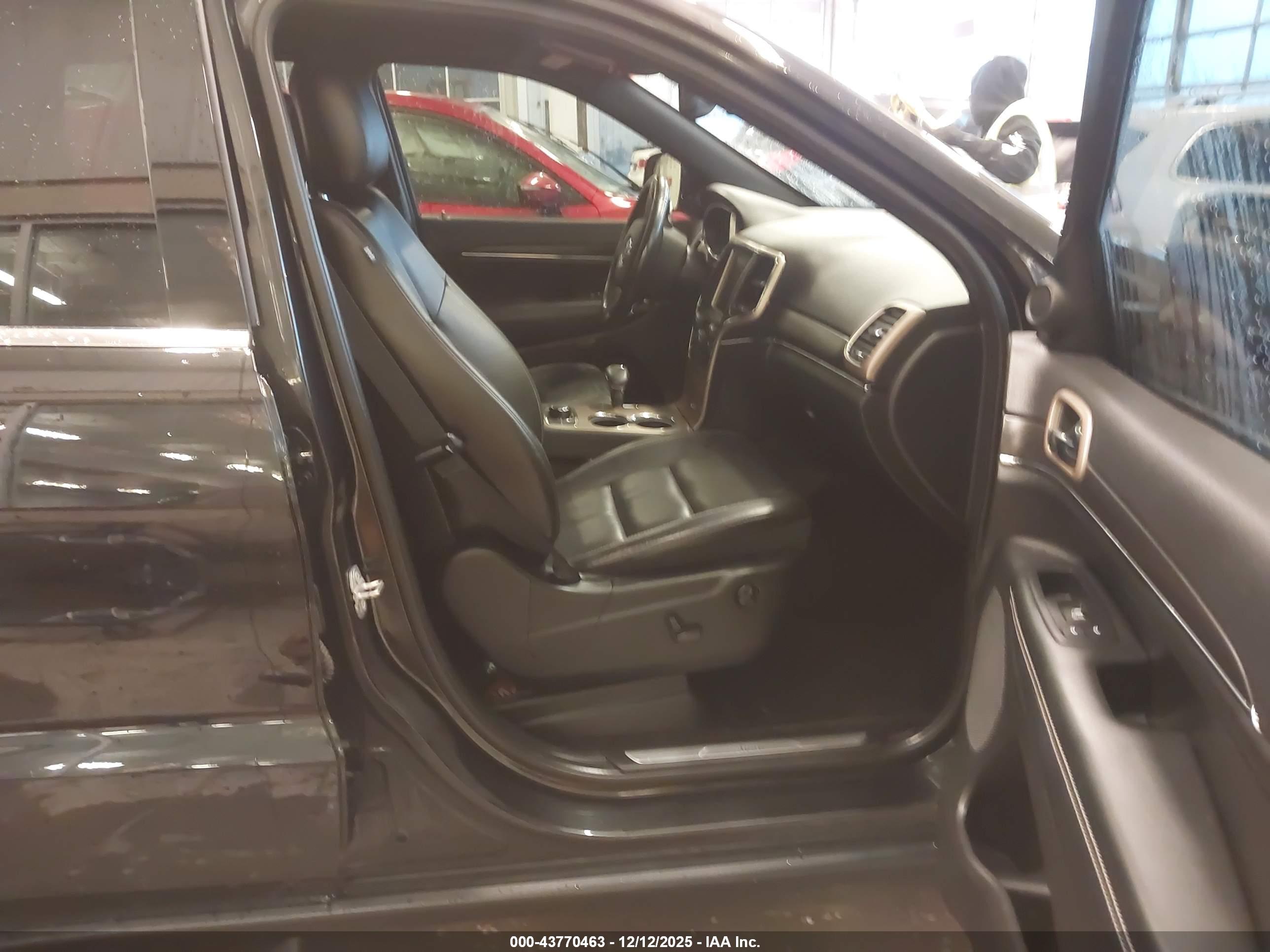 JEEP GRAND image 5