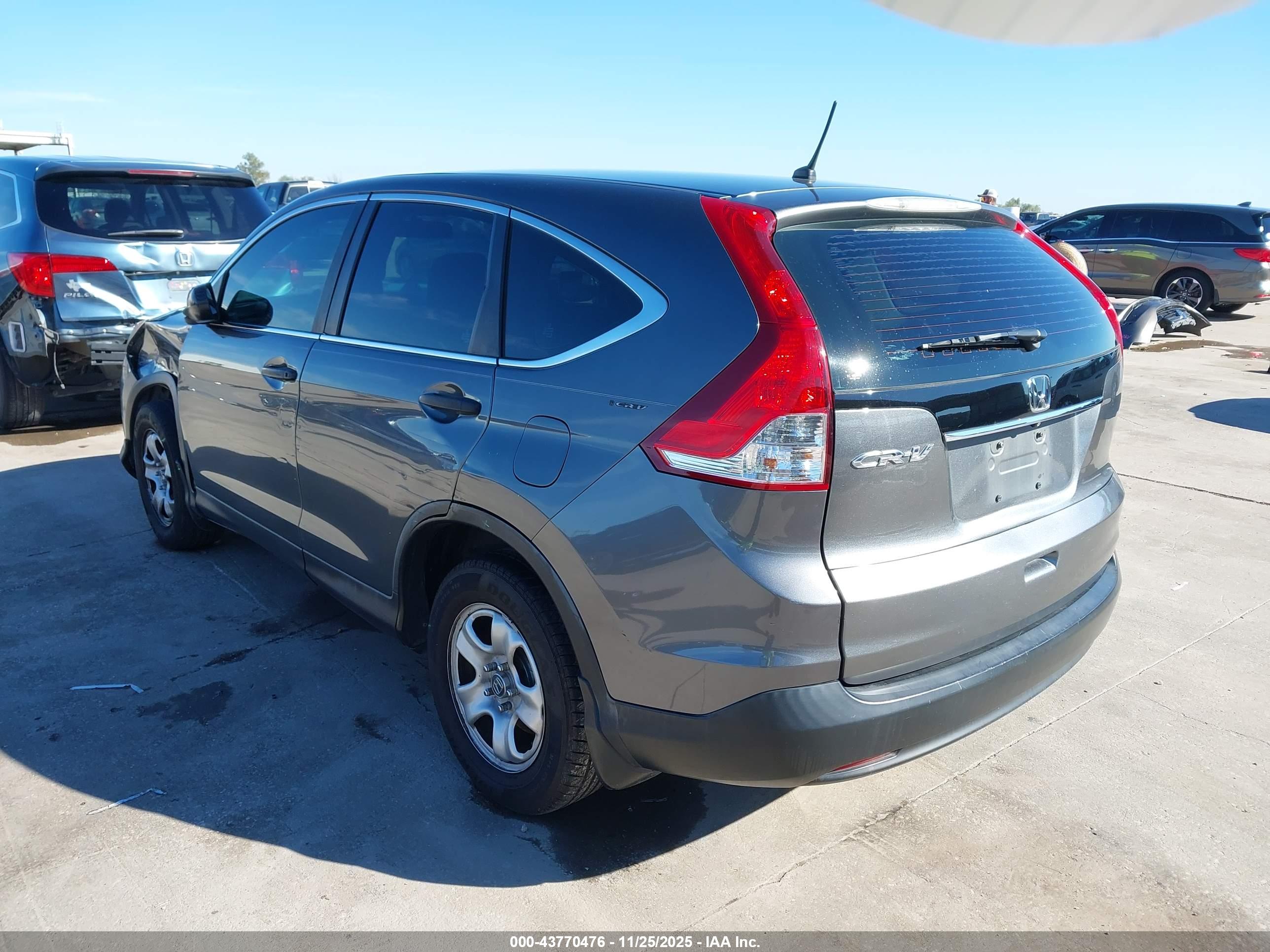 HONDA CR-V image 3