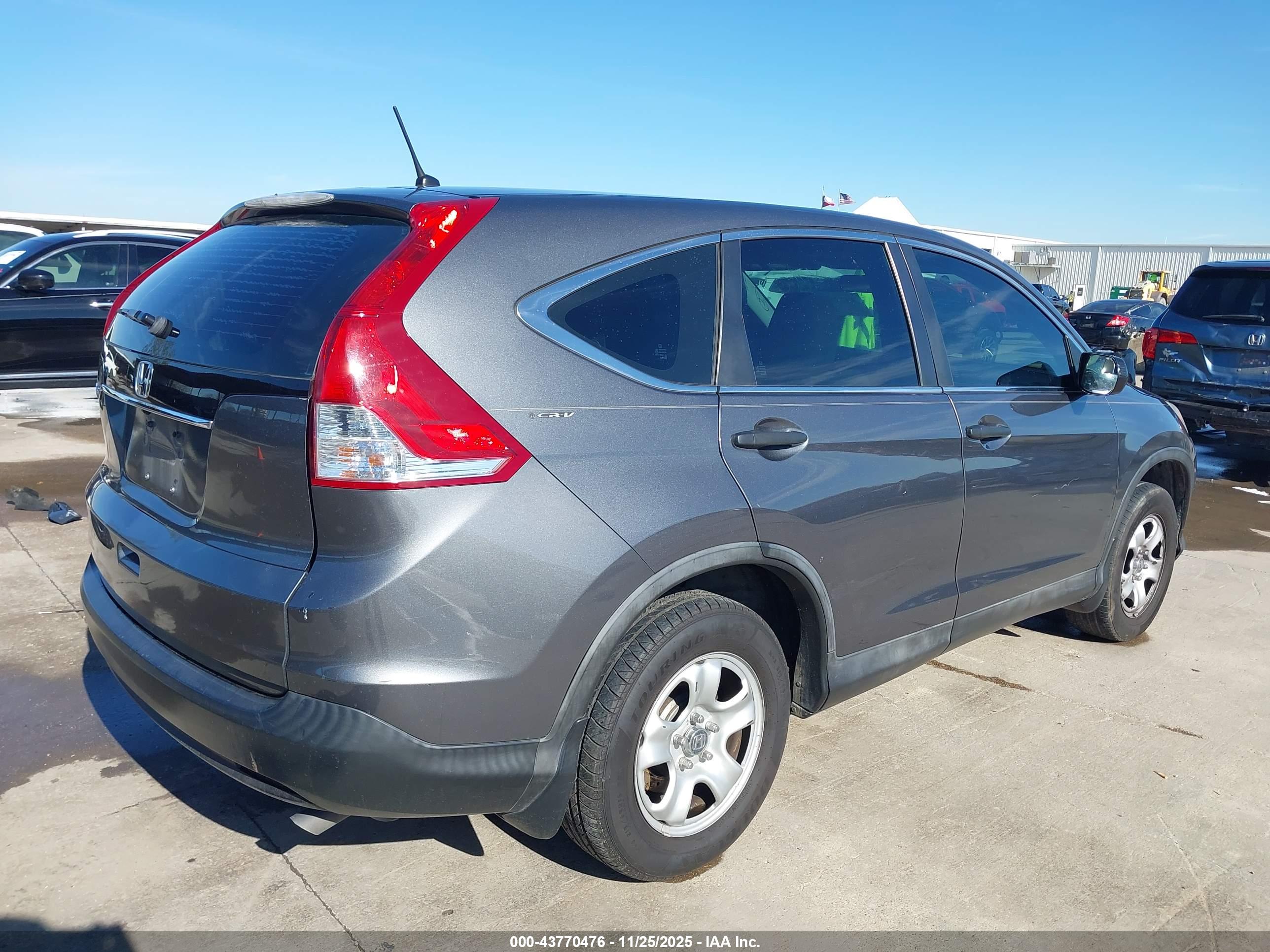 HONDA CR-V image 4