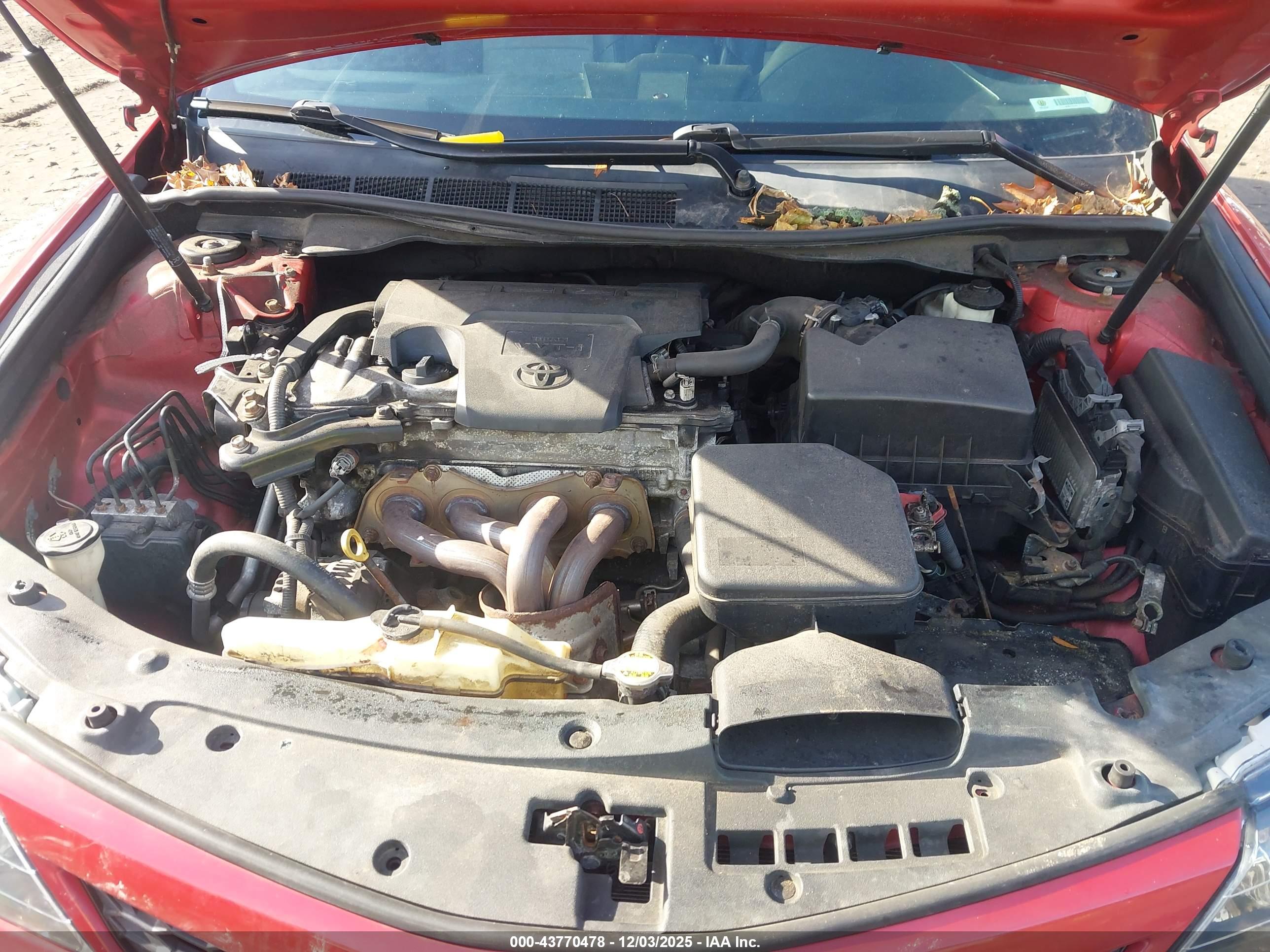 TOYOTA CAMRY image 10