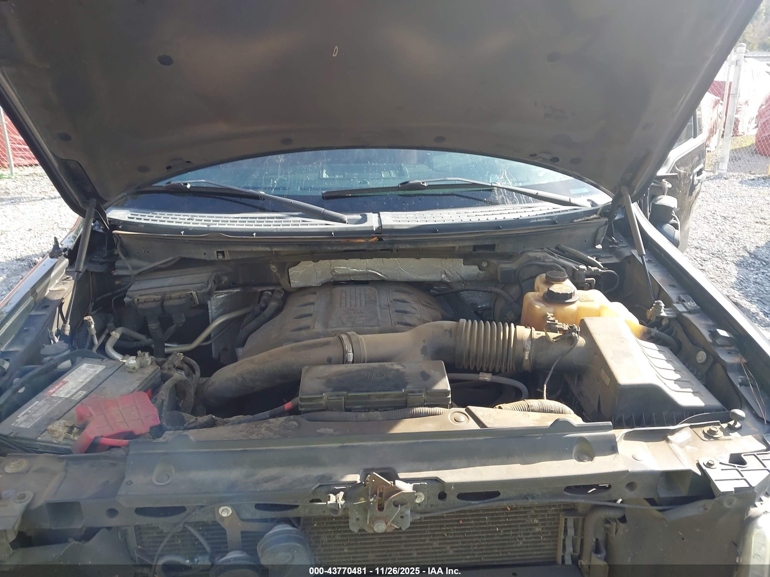 FORD F-150 image 10