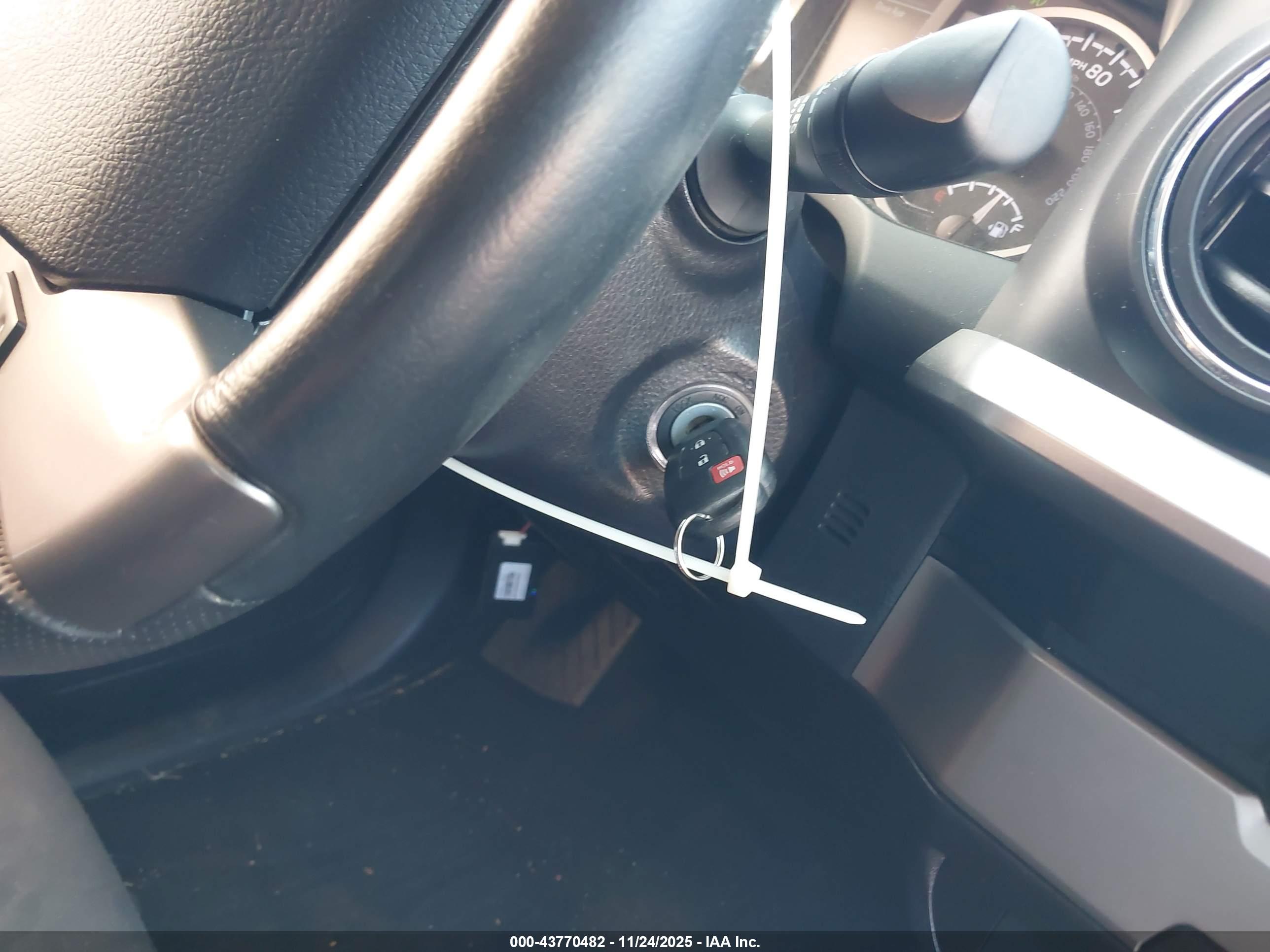 TOYOTA TACOMA image 11