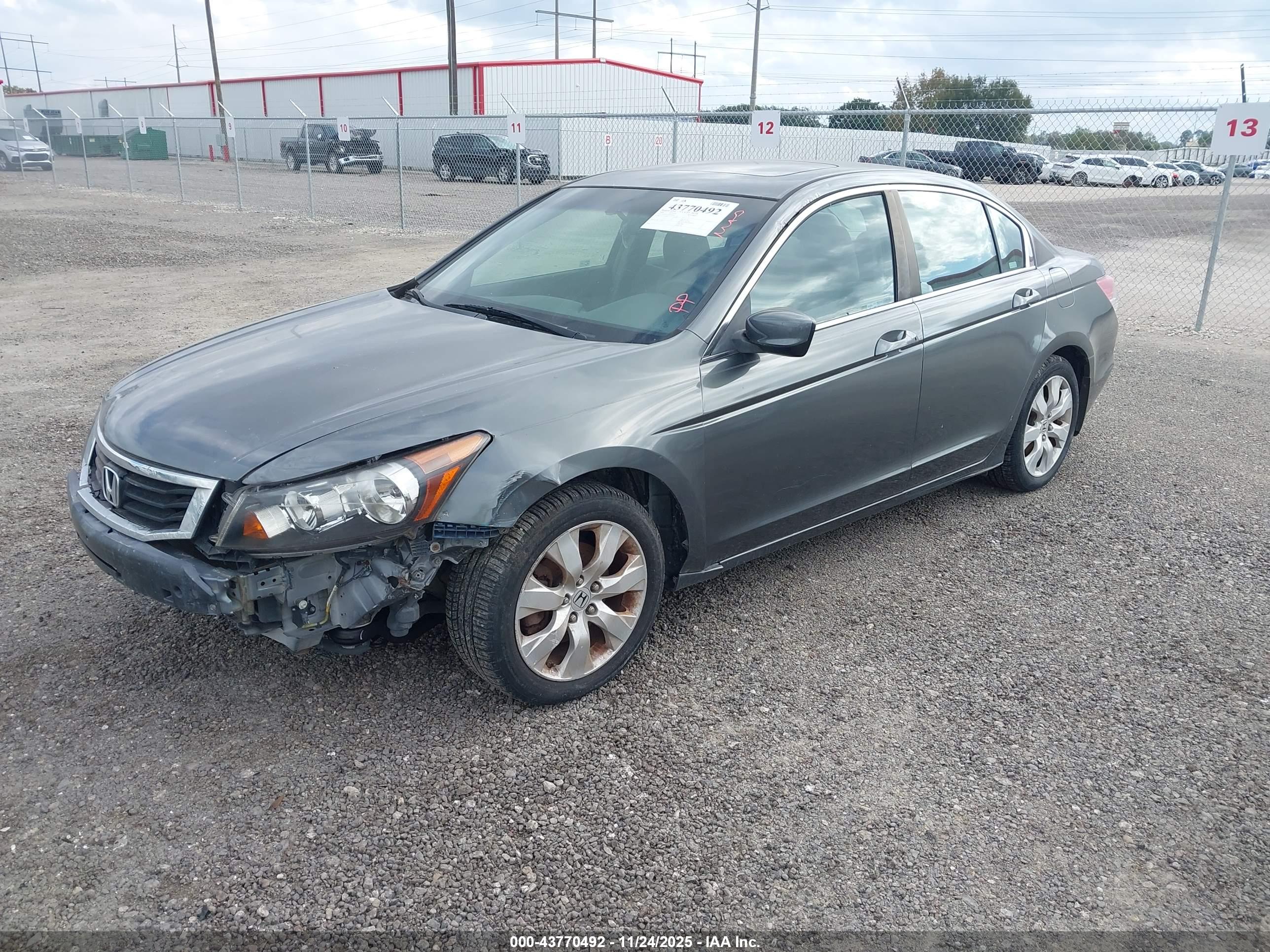 HONDA ACCORD image 2