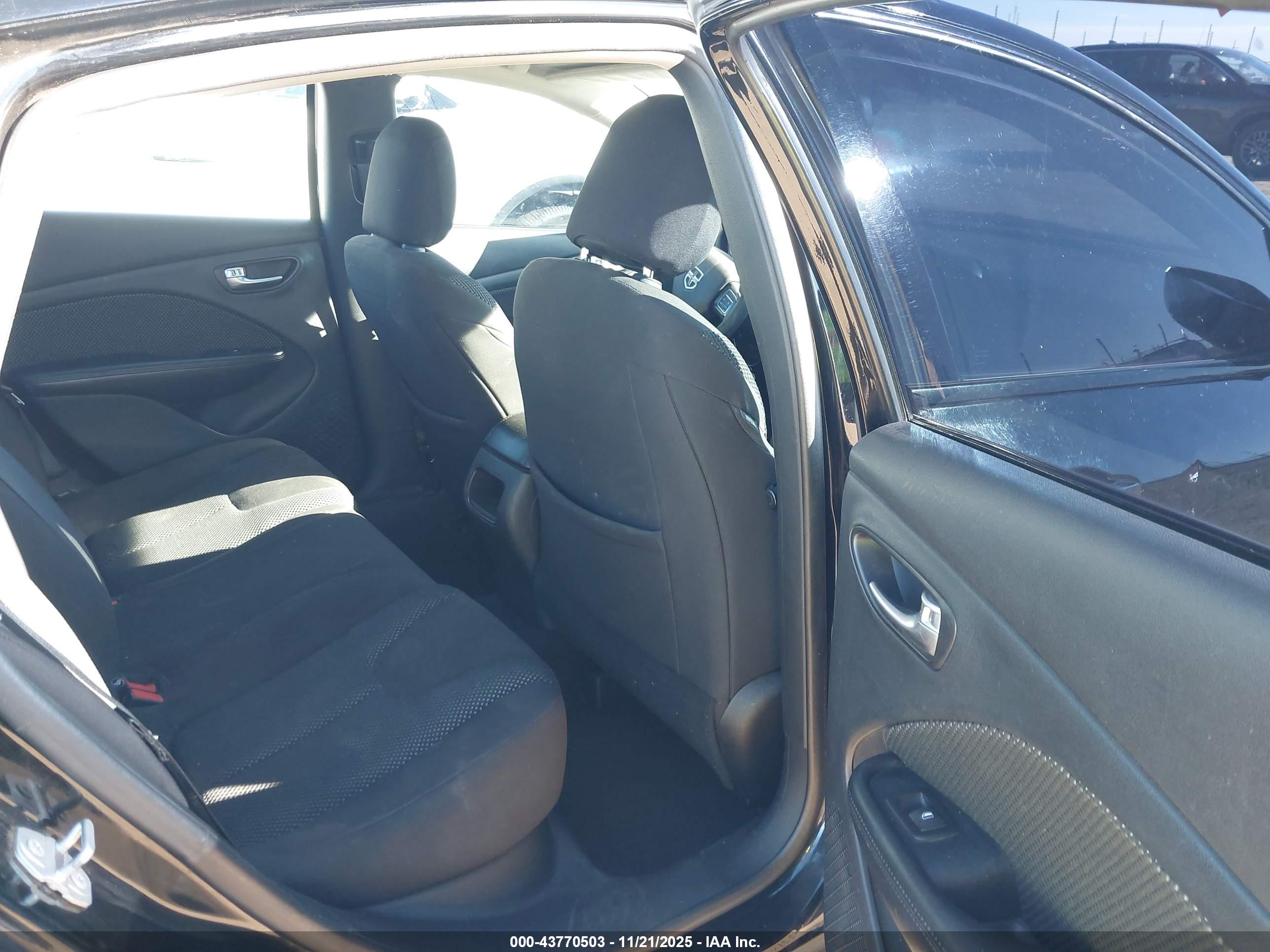 DODGE DART image 8