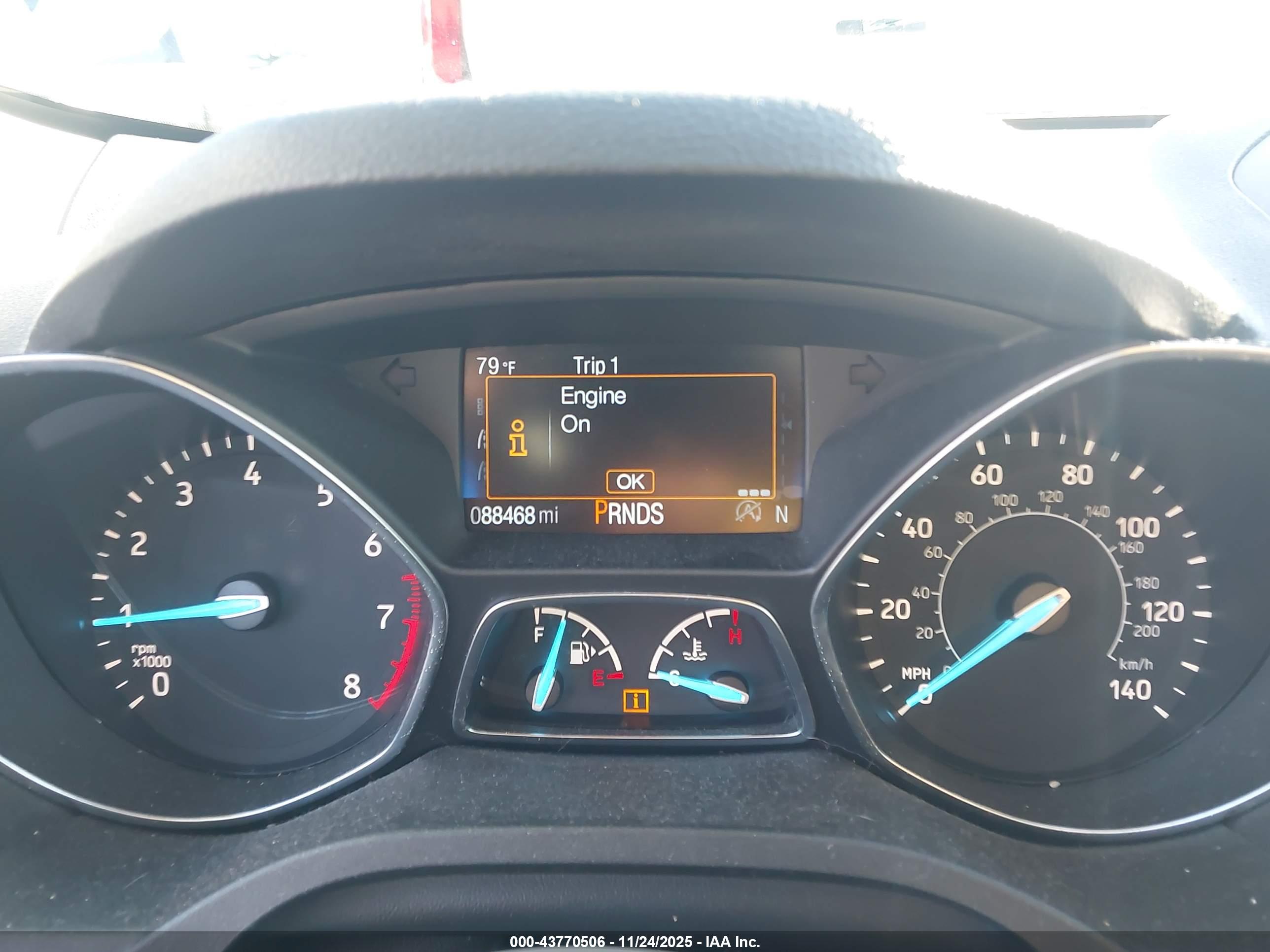 FORD ESCAPE image 7