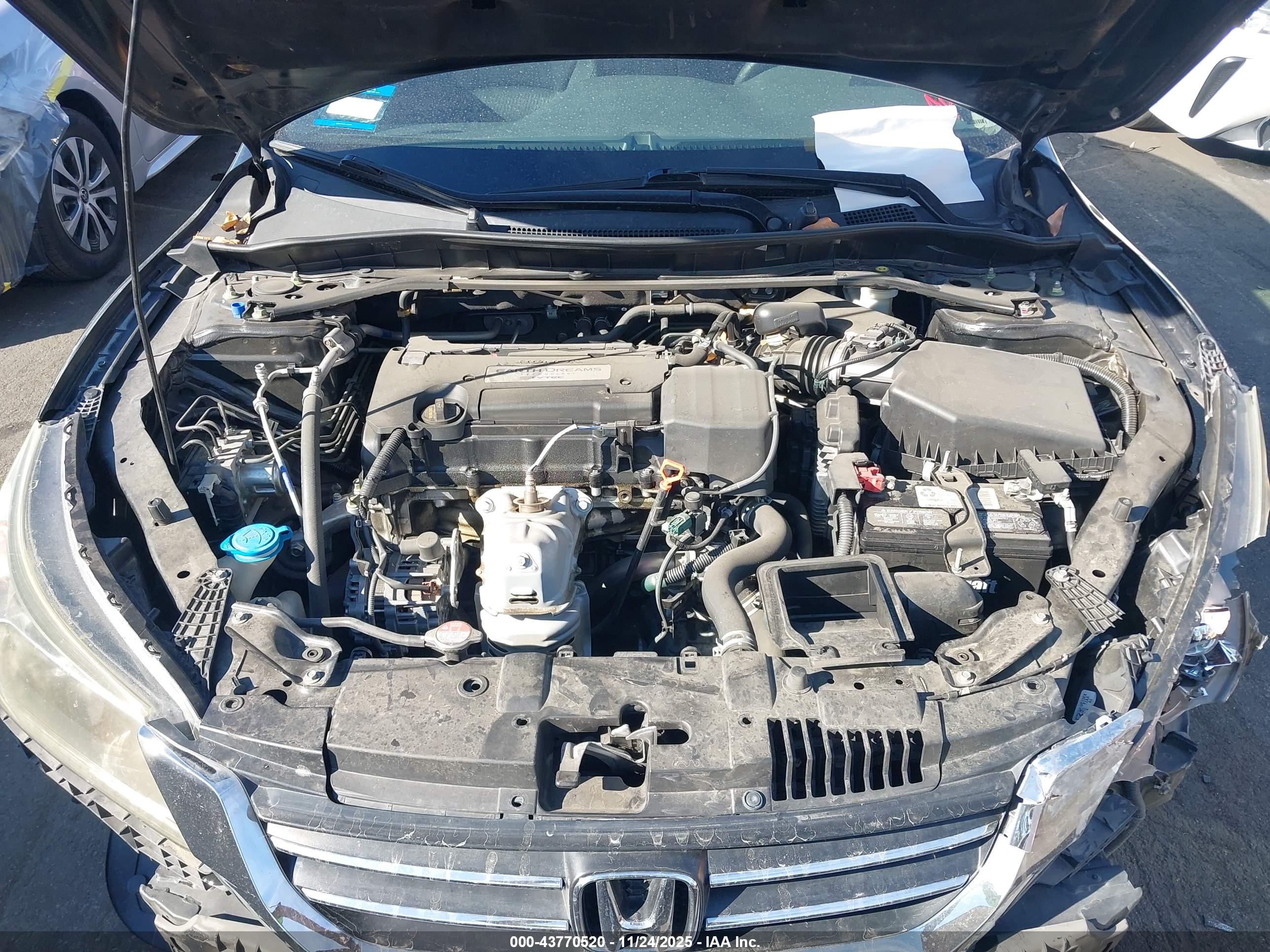 HONDA ACCORD image 10