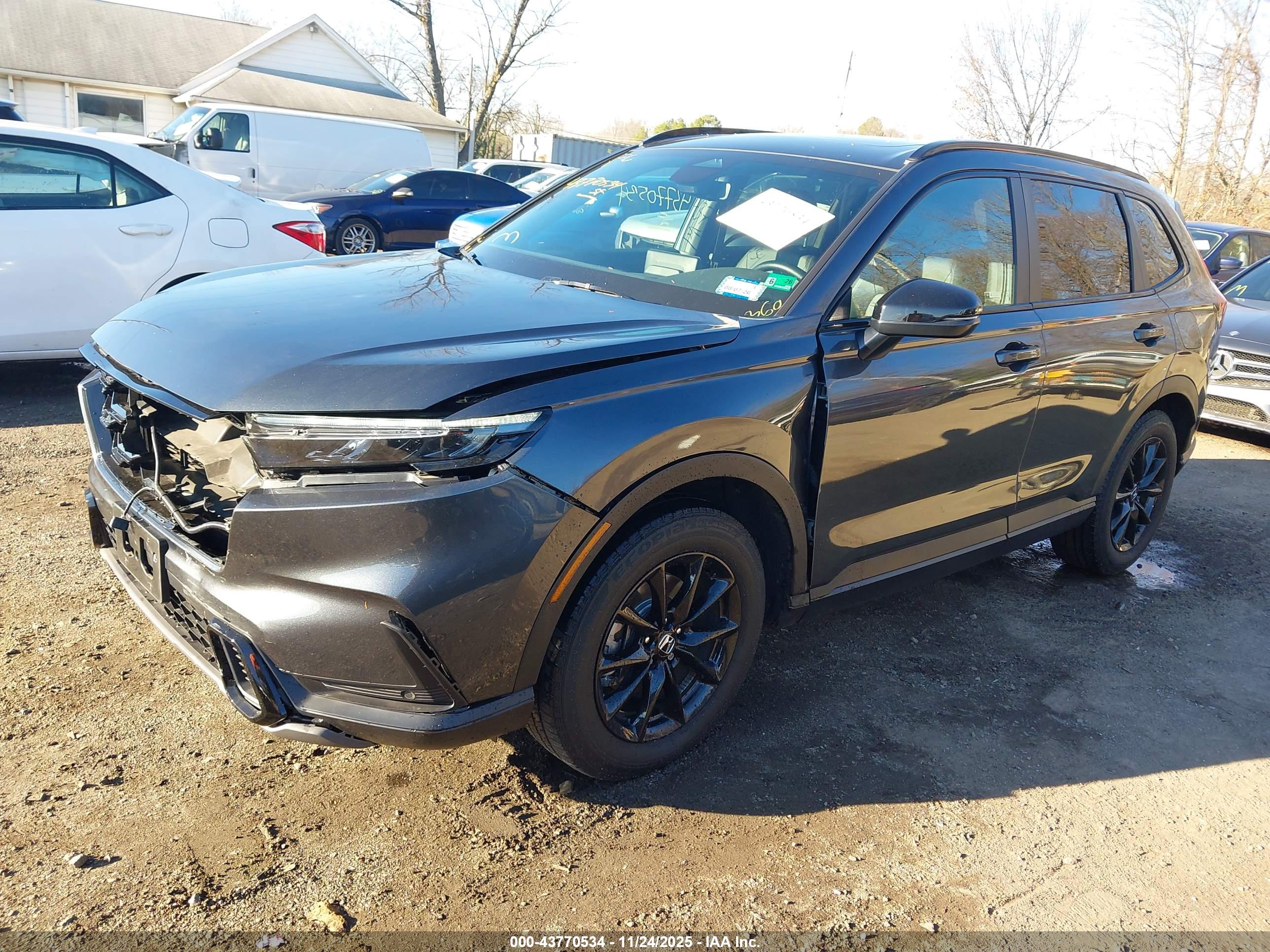 HONDA CR-V image 2