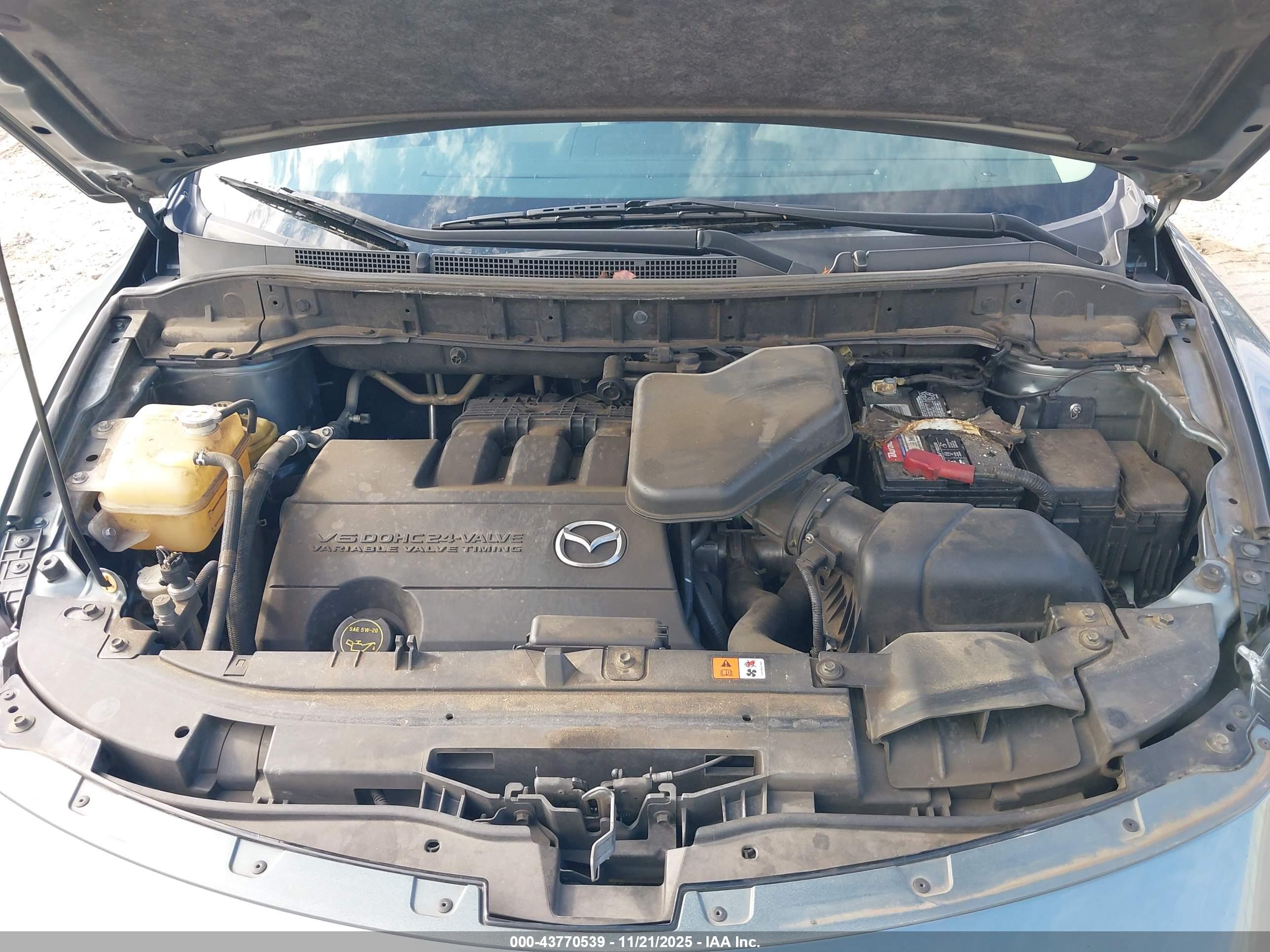 MAZDA CX-9 image 10