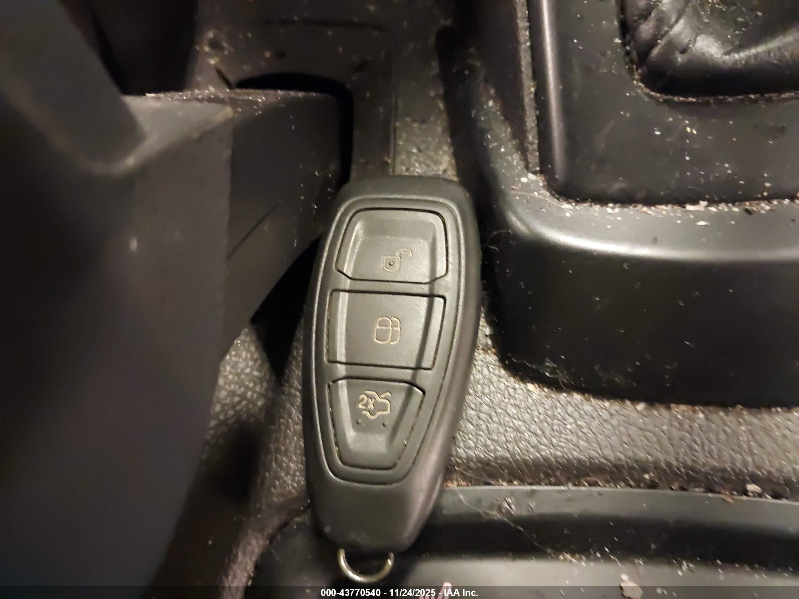 FORD FOCUS image 11