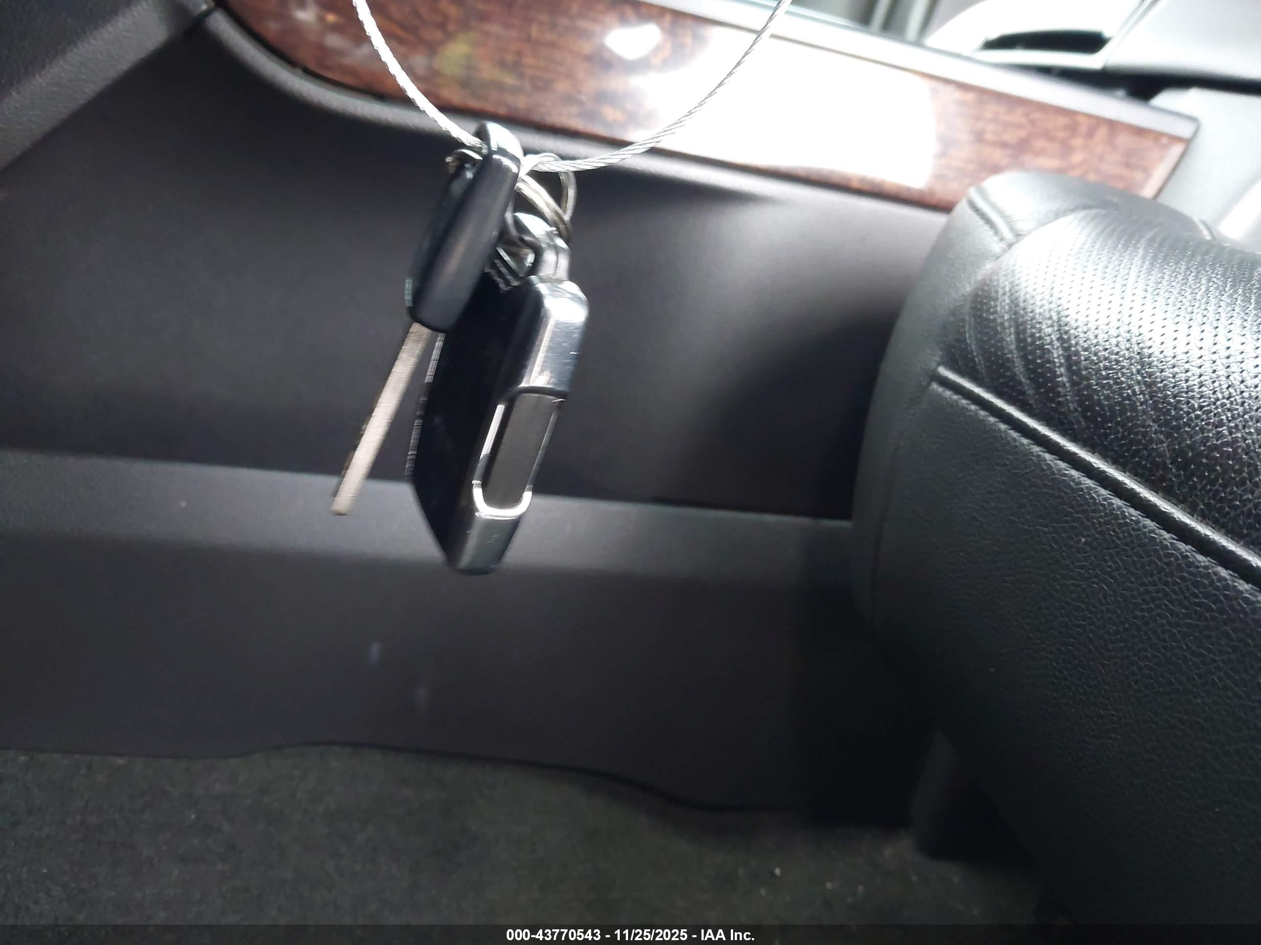 GMC SIERRA image 11