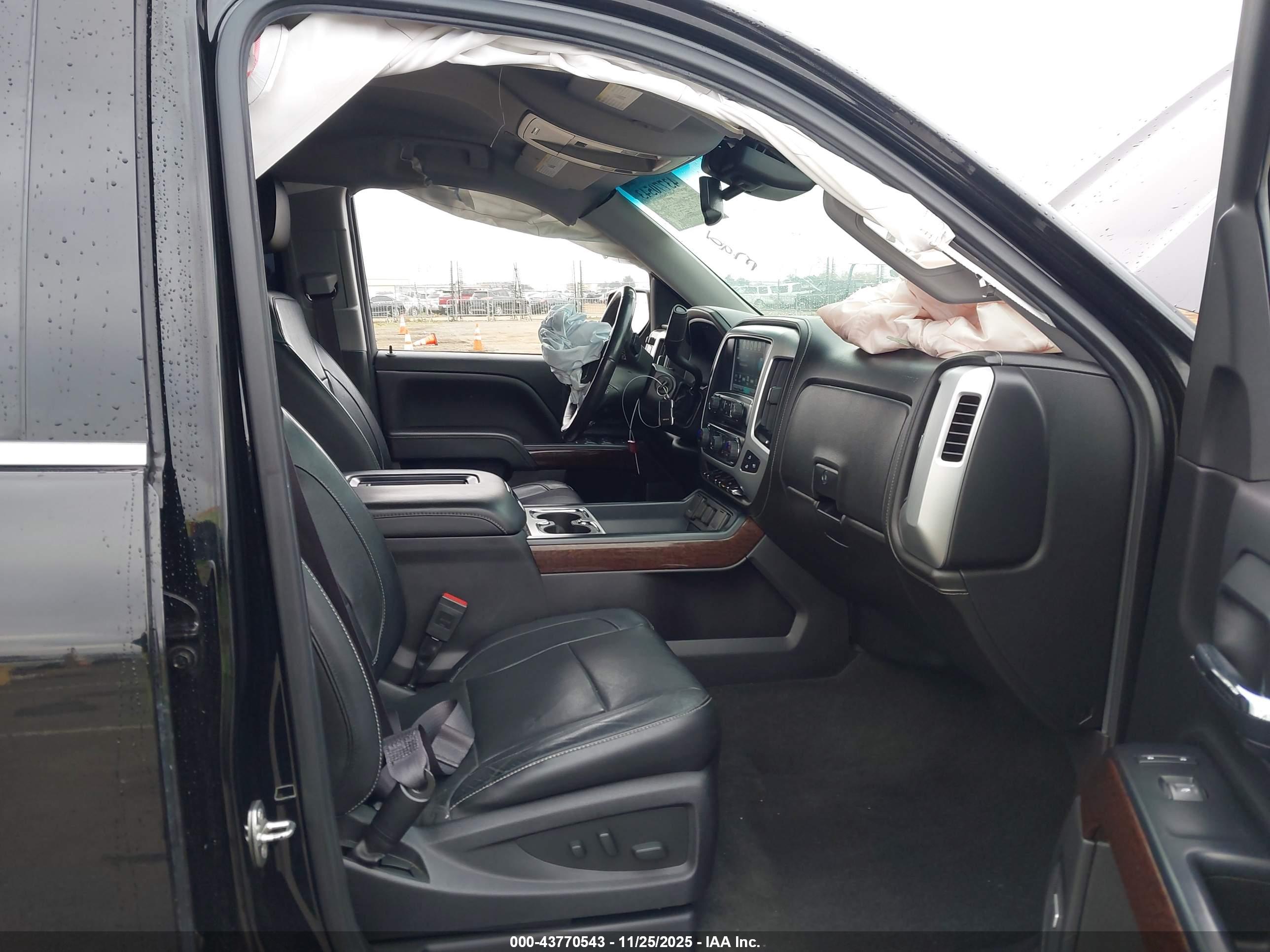 GMC SIERRA image 5