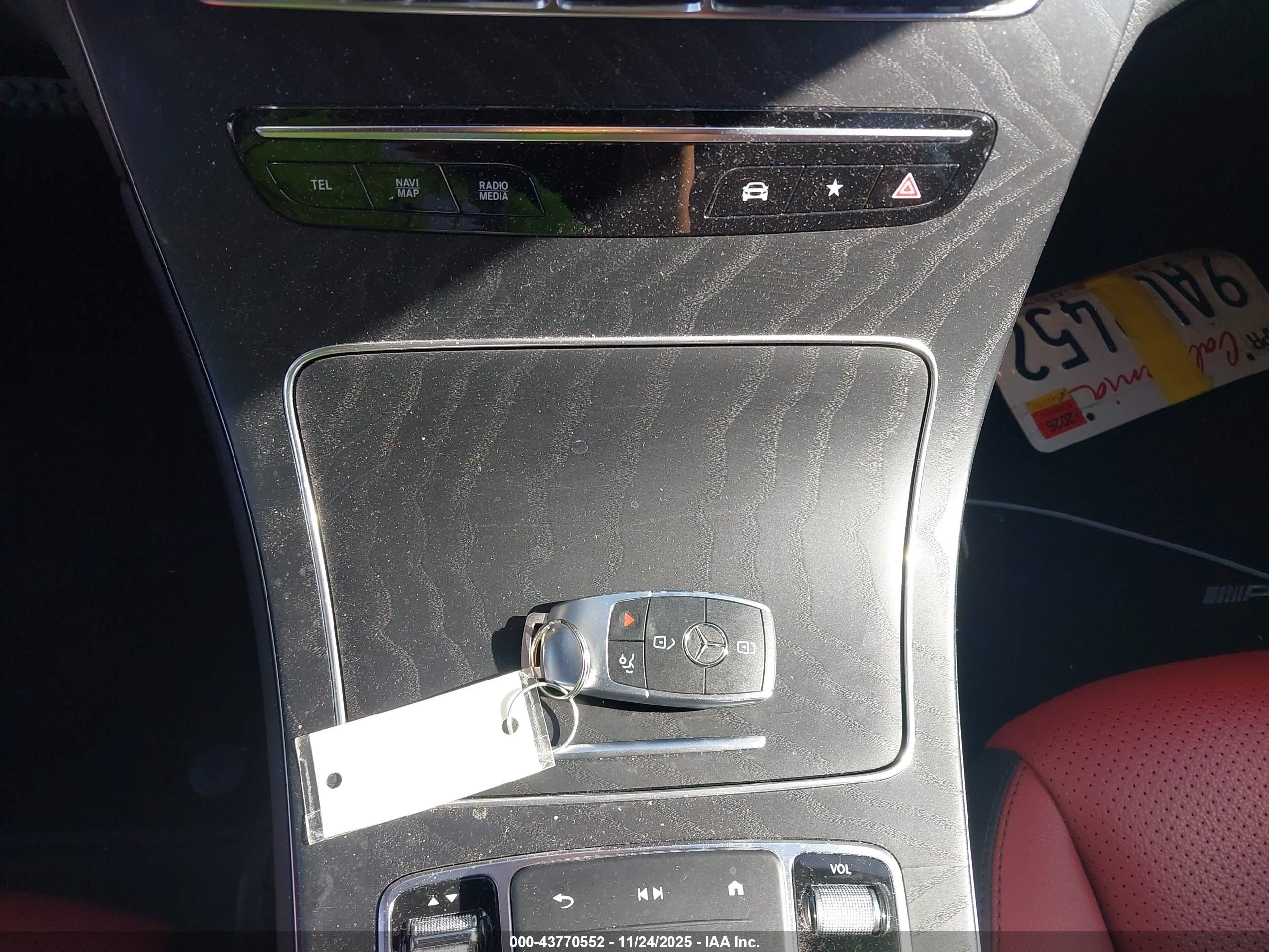 MERCEDES-BENZ GLC image 11