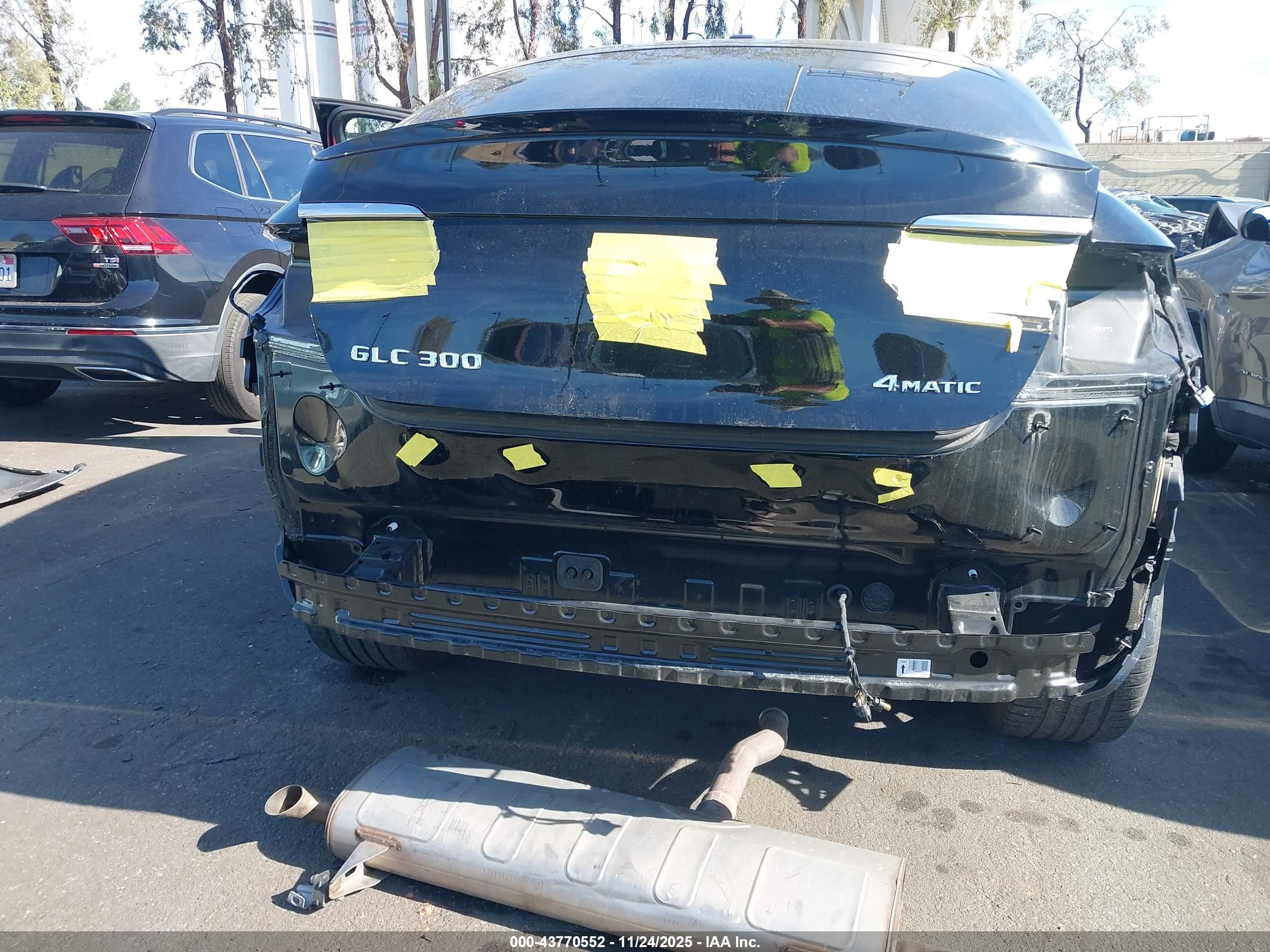 MERCEDES-BENZ GLC image 6