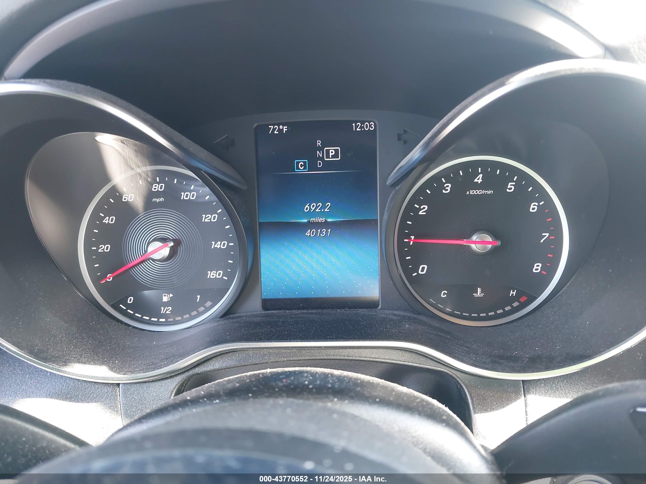 MERCEDES-BENZ GLC image 7