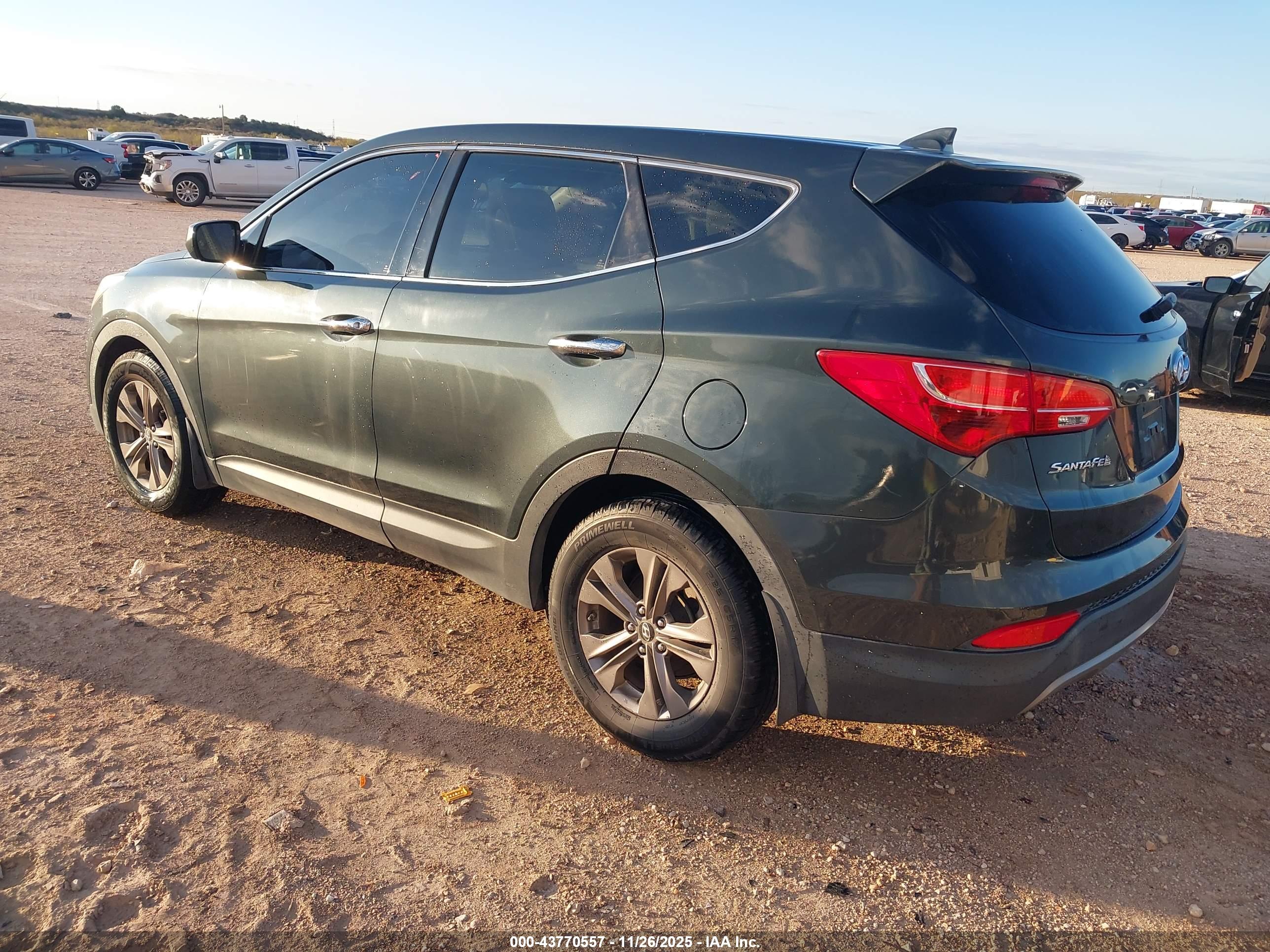 HYUNDAI SANTA image 3