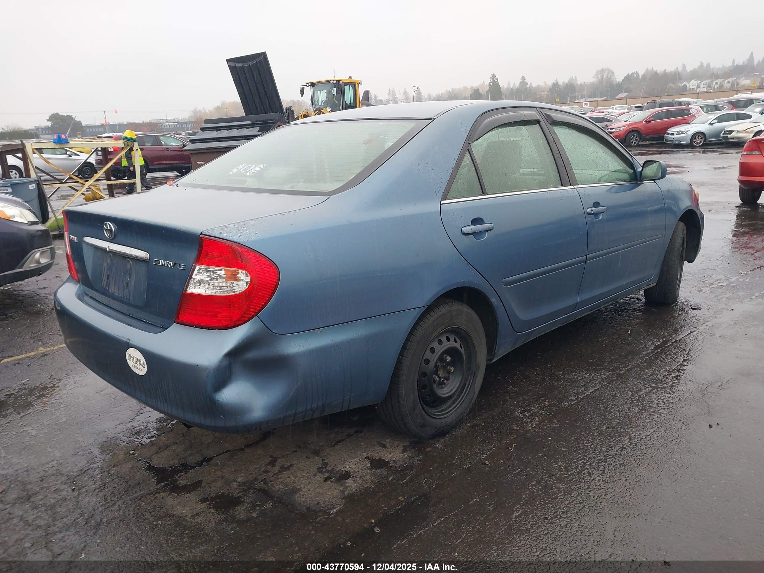 TOYOTA CAMRY image 4