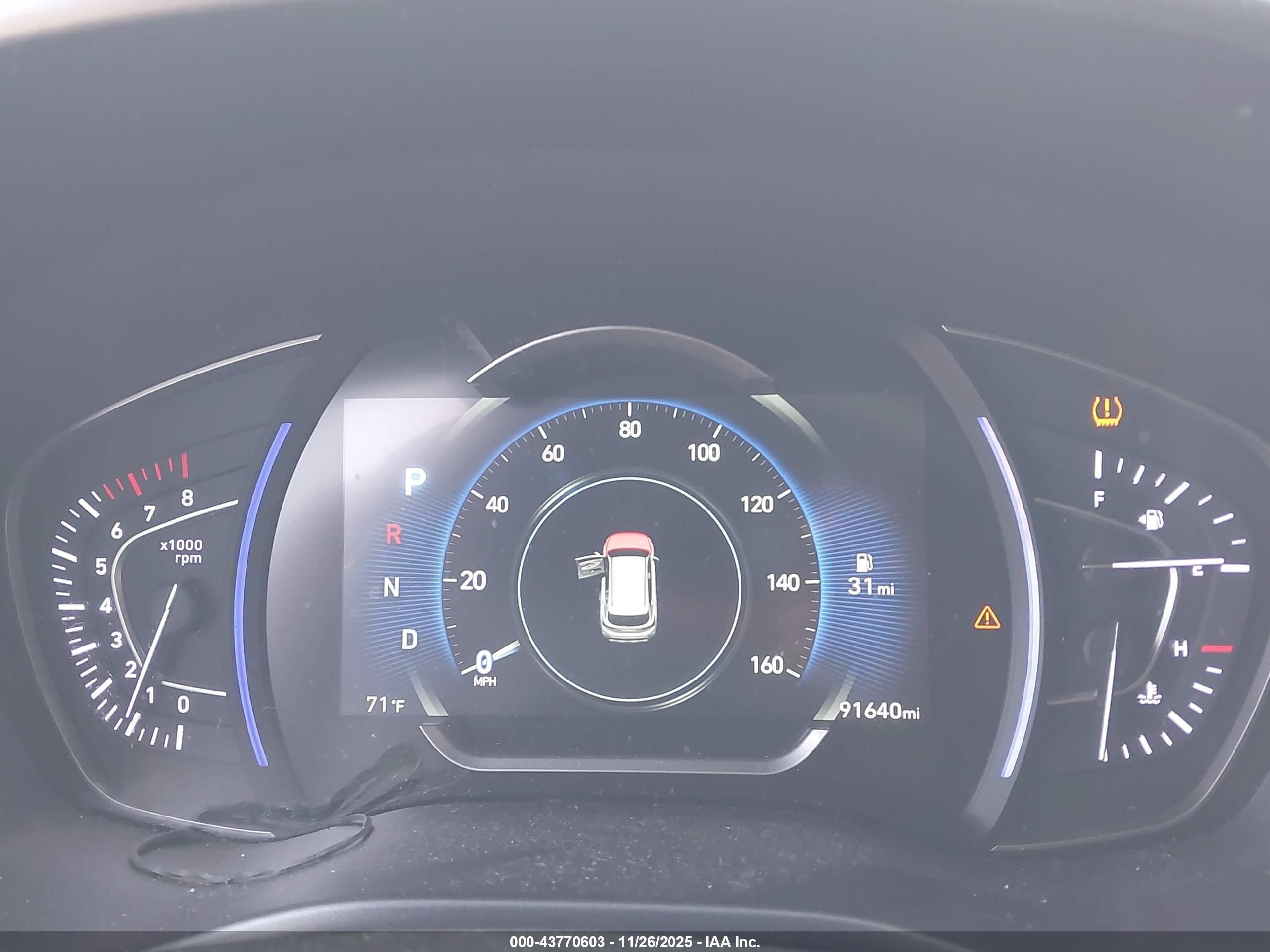 HYUNDAI SANTA image 7
