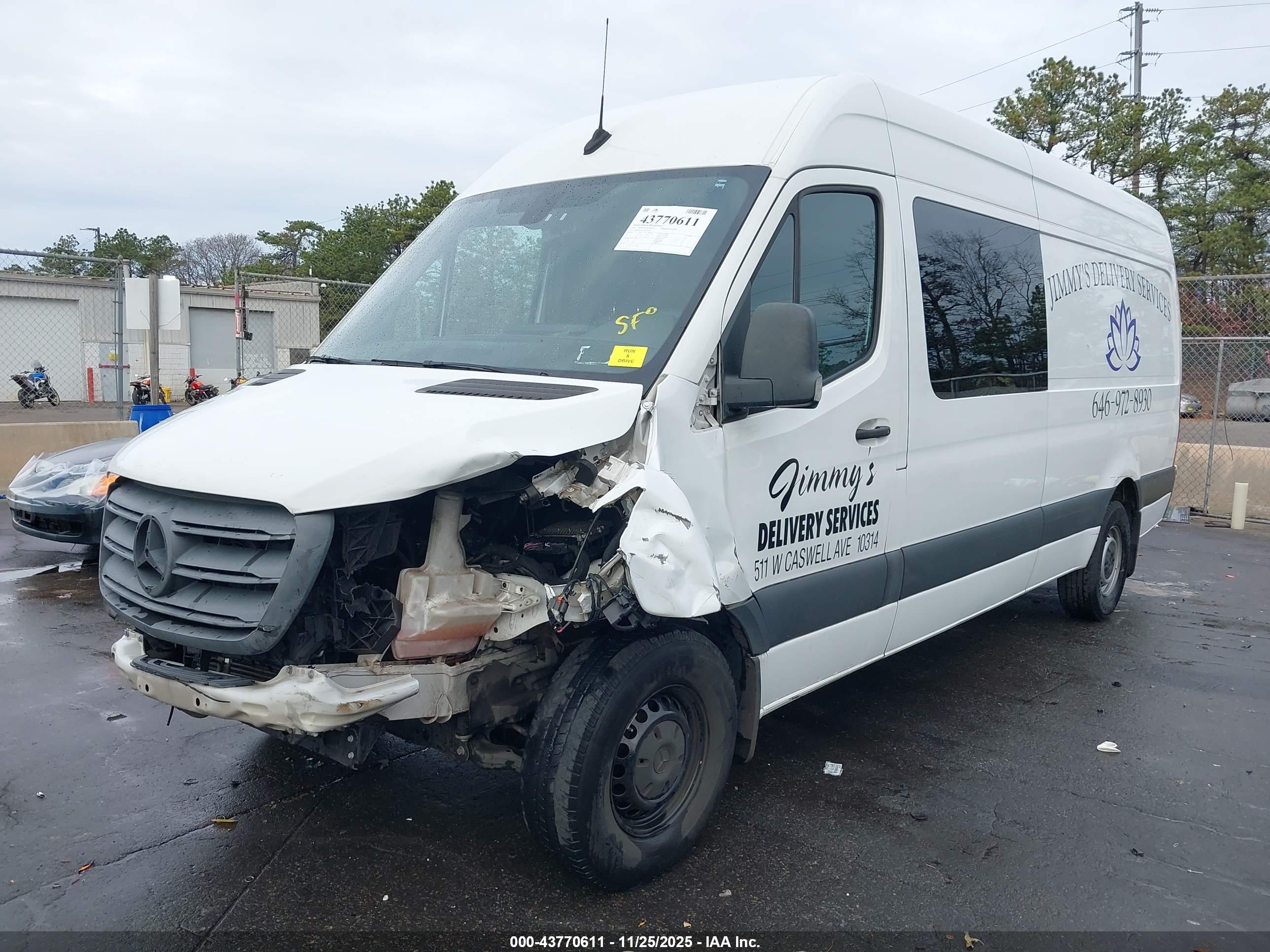 MERCEDES-BENZ SPRINTER image 2