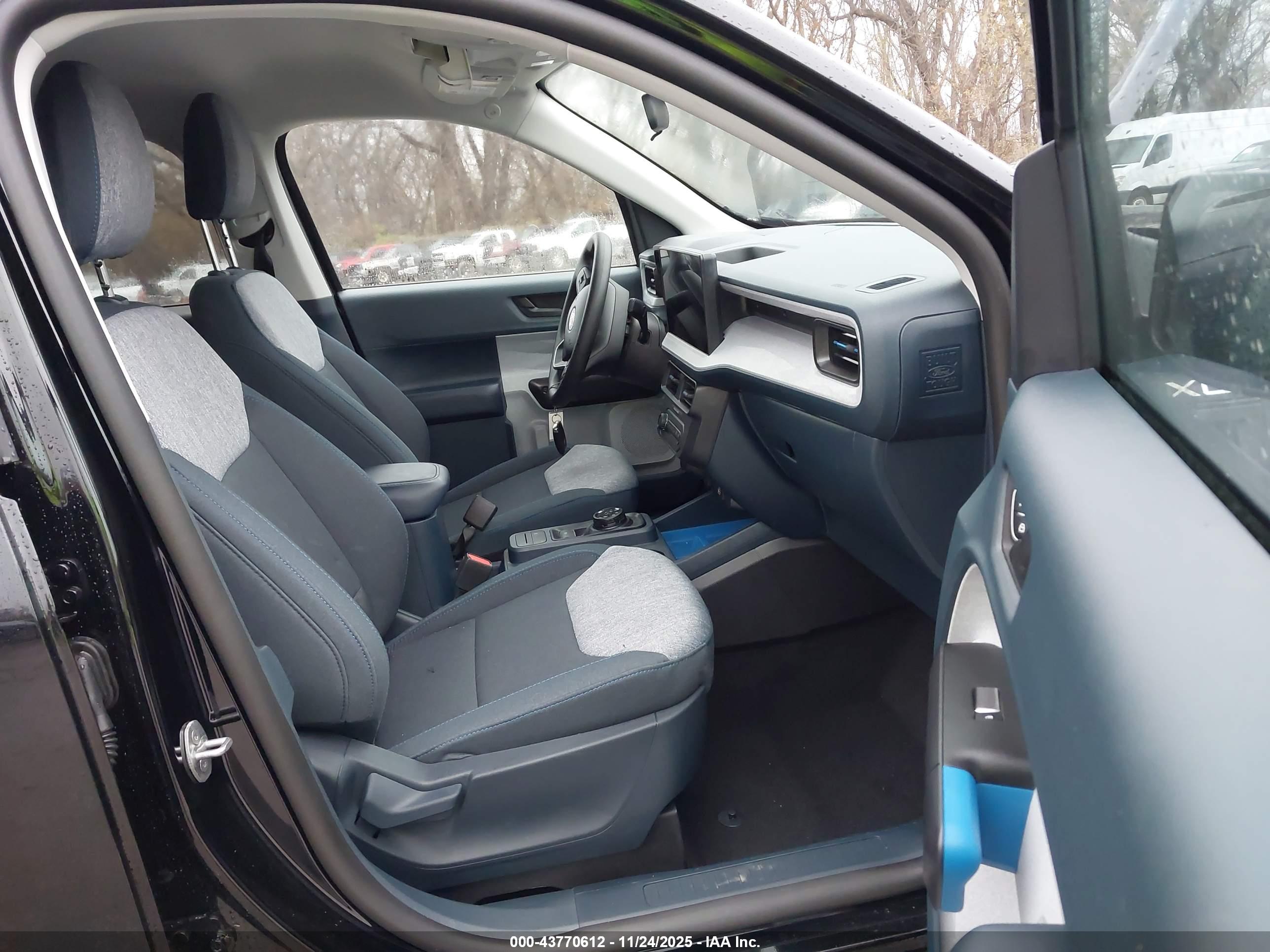 FORD MAVERICK image 5