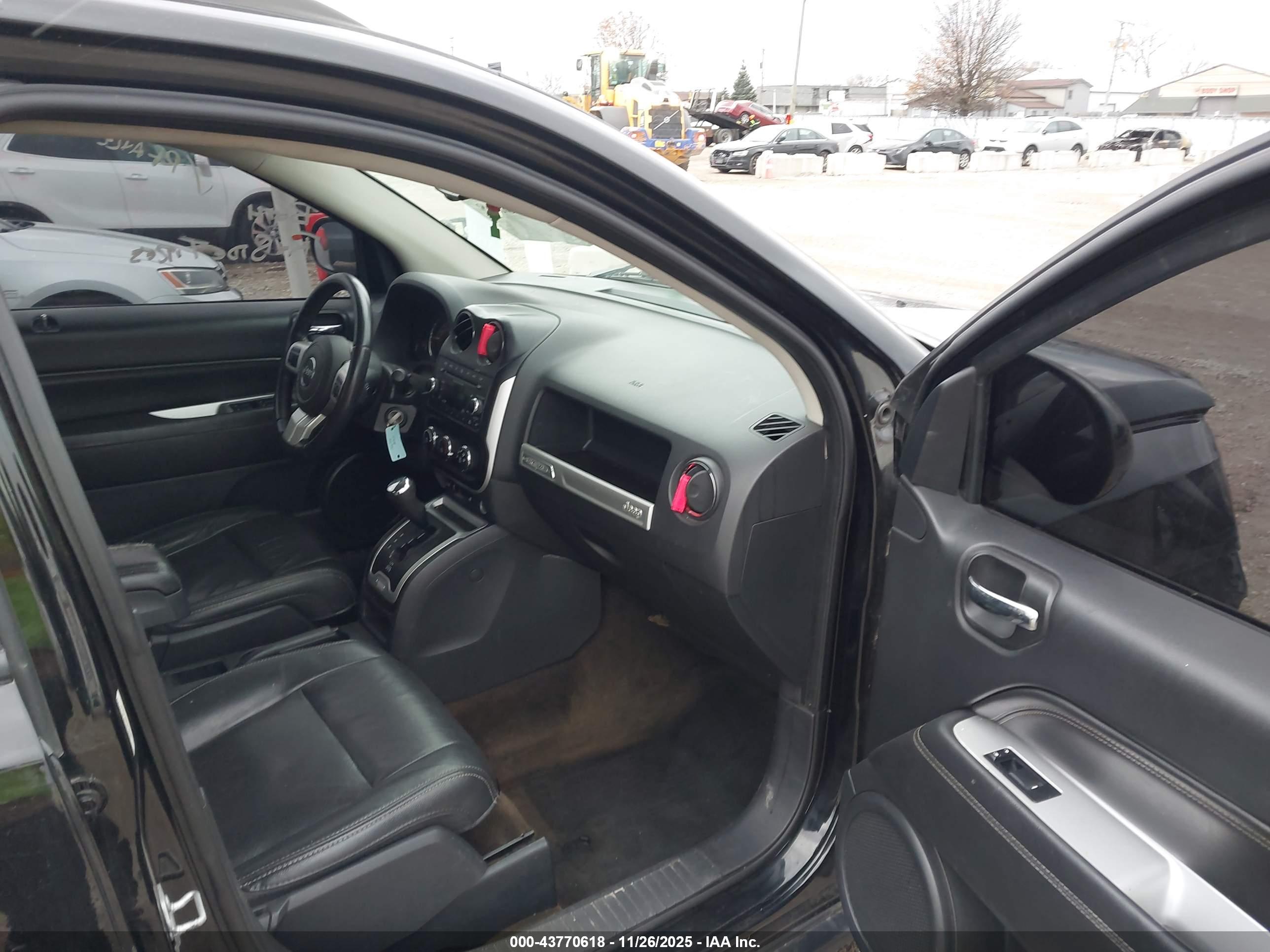 JEEP COMPASS image 5