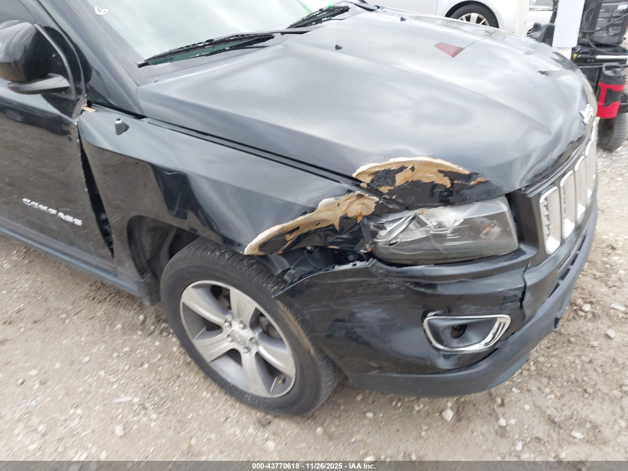 JEEP COMPASS image 6
