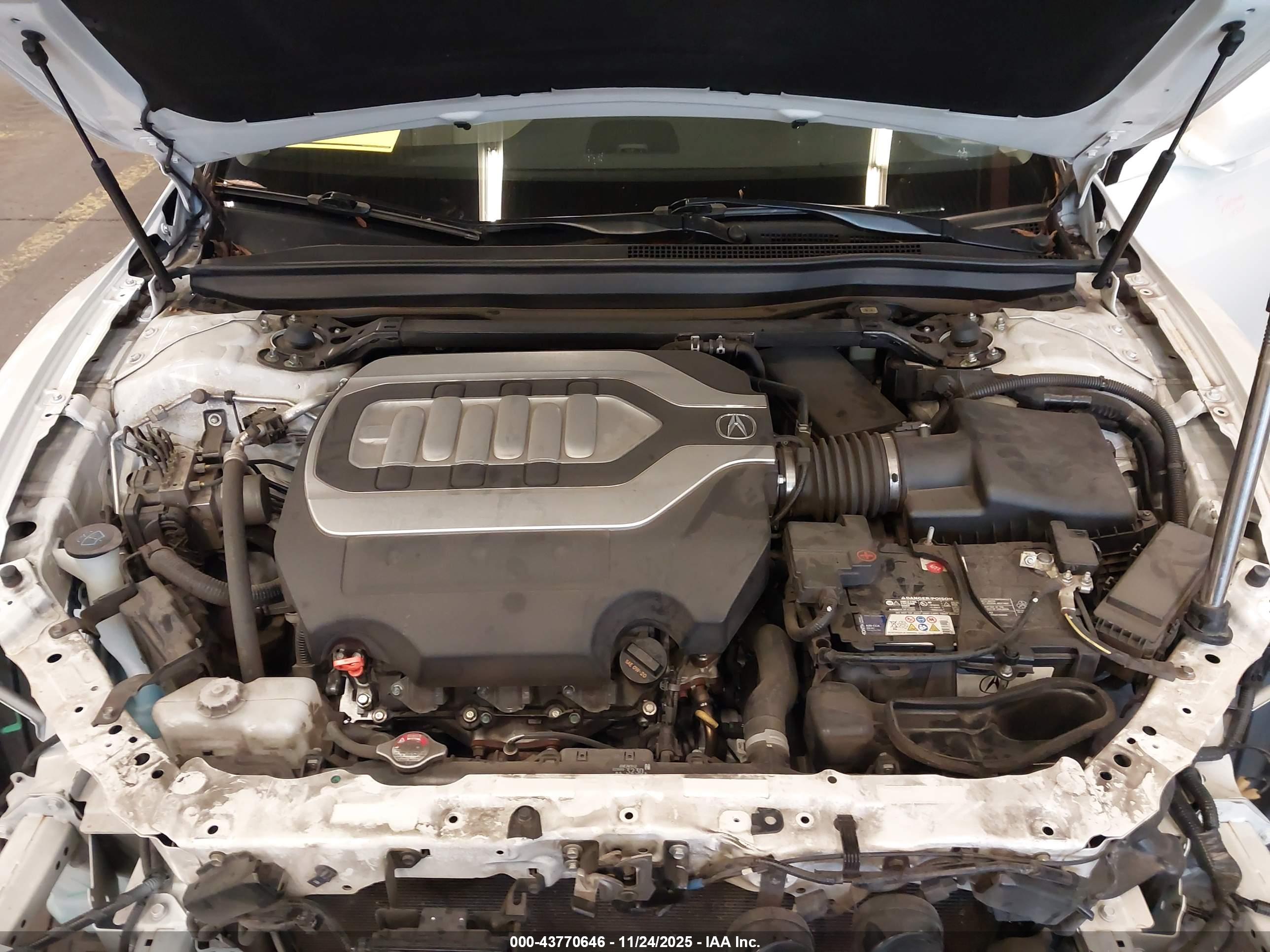 ACURA RLX image 10