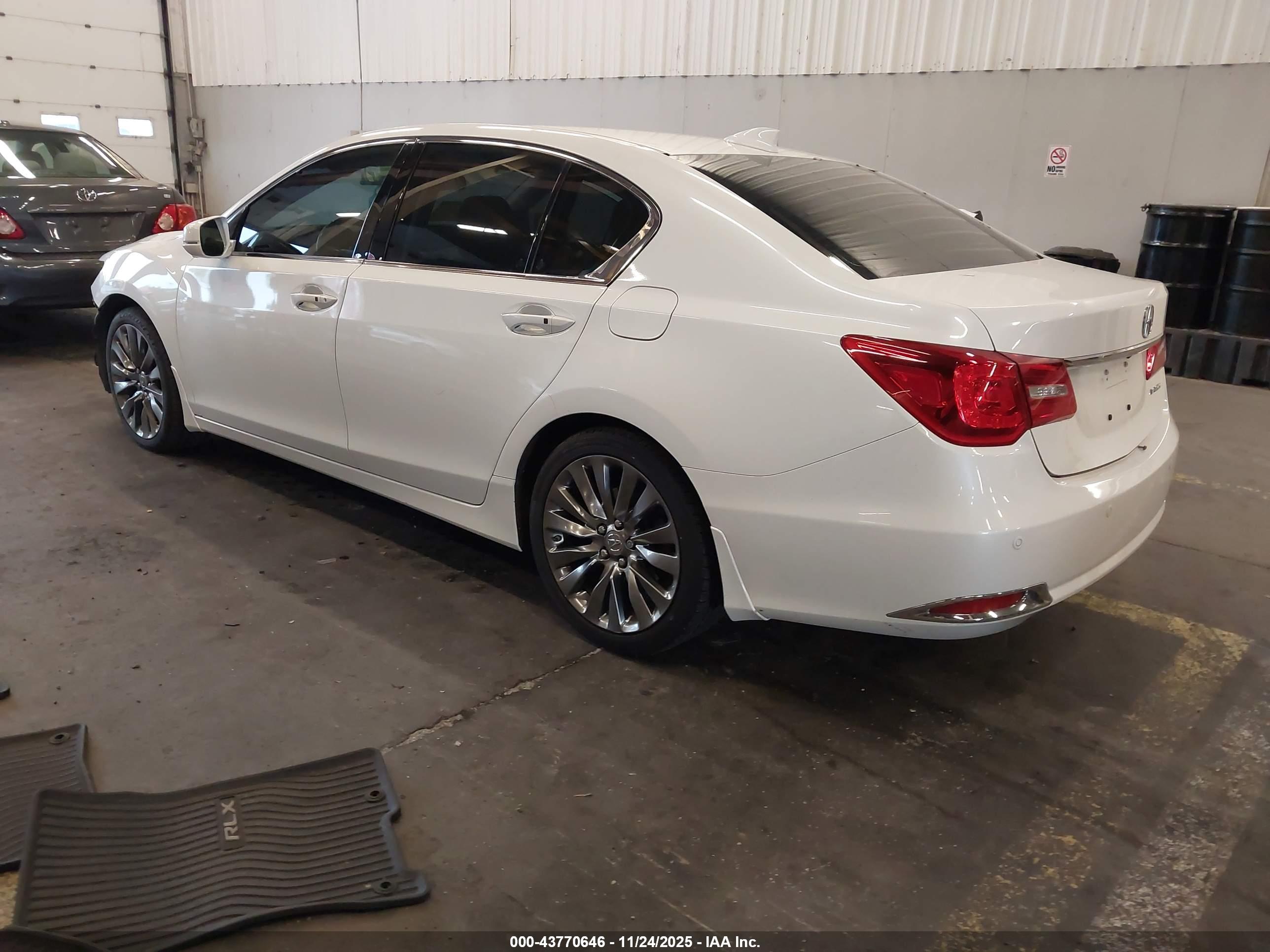 ACURA RLX image 3