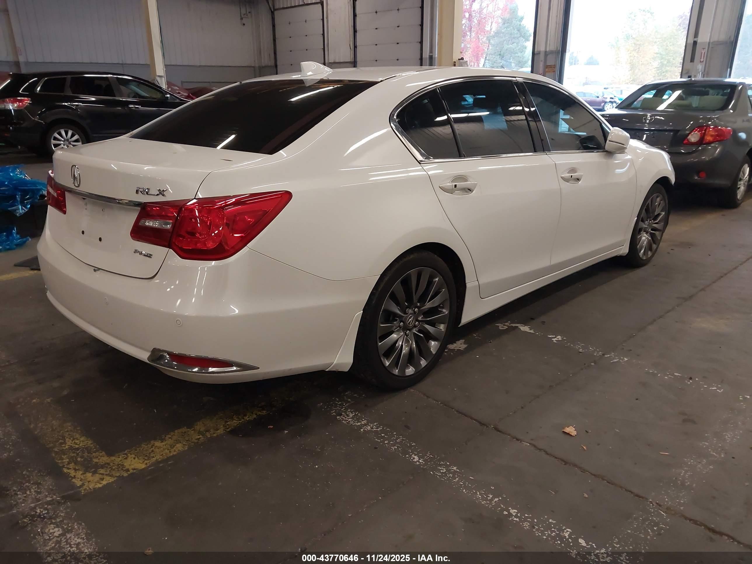 ACURA RLX image 4