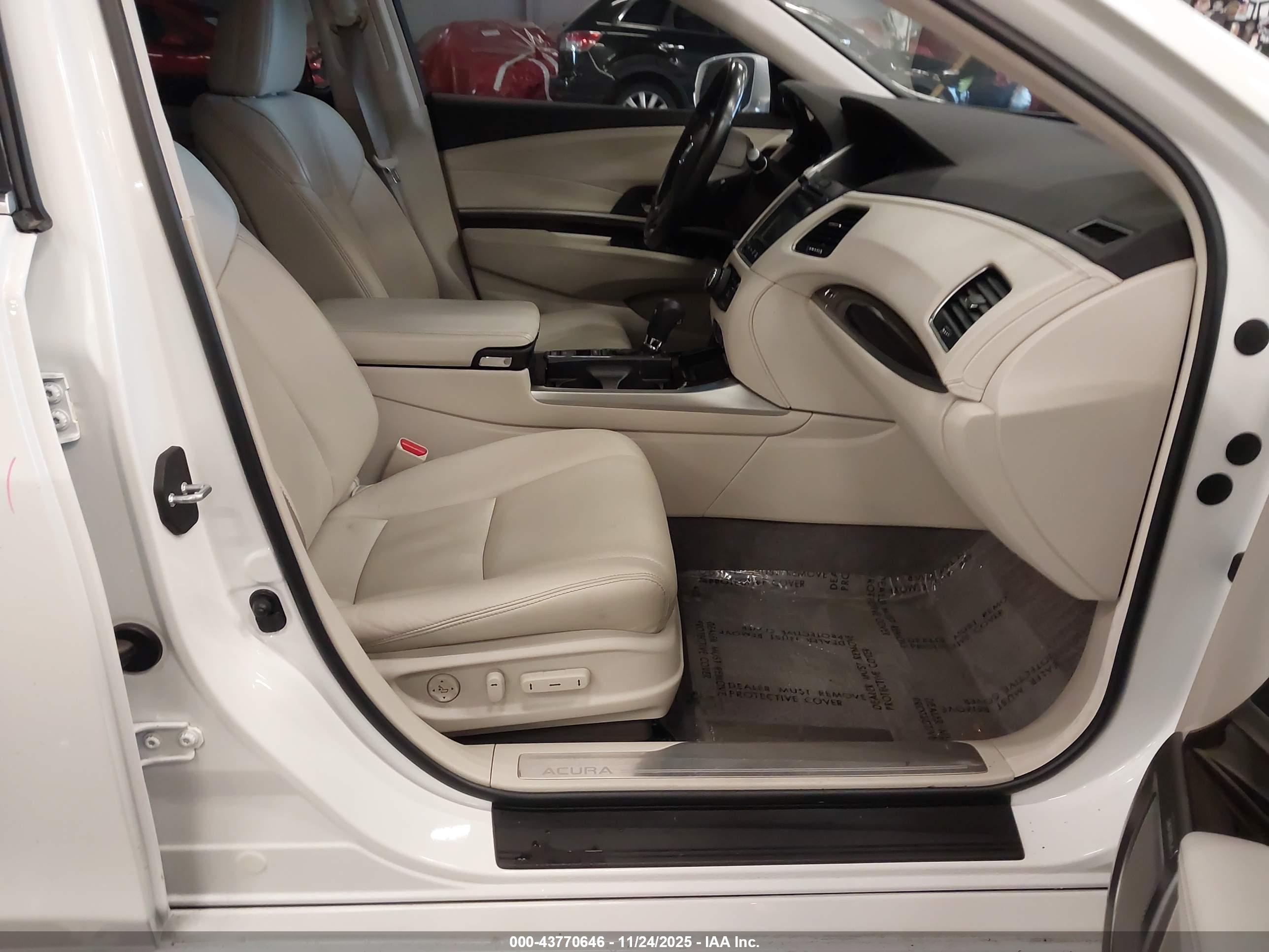 ACURA RLX image 5