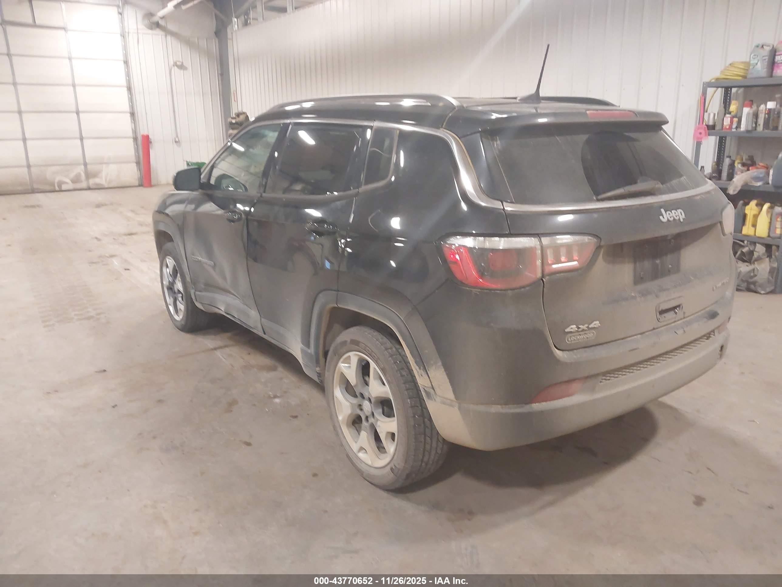 JEEP COMPASS image 3
