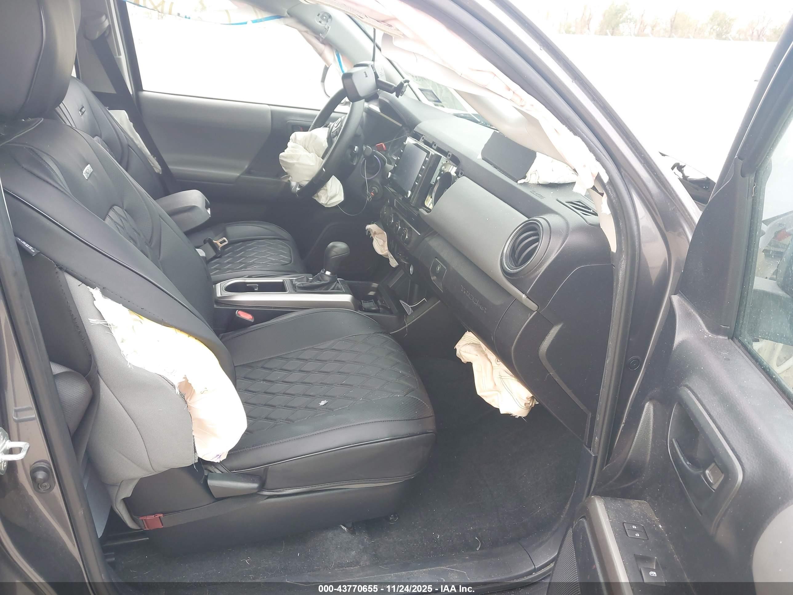 TOYOTA TACOMA image 5