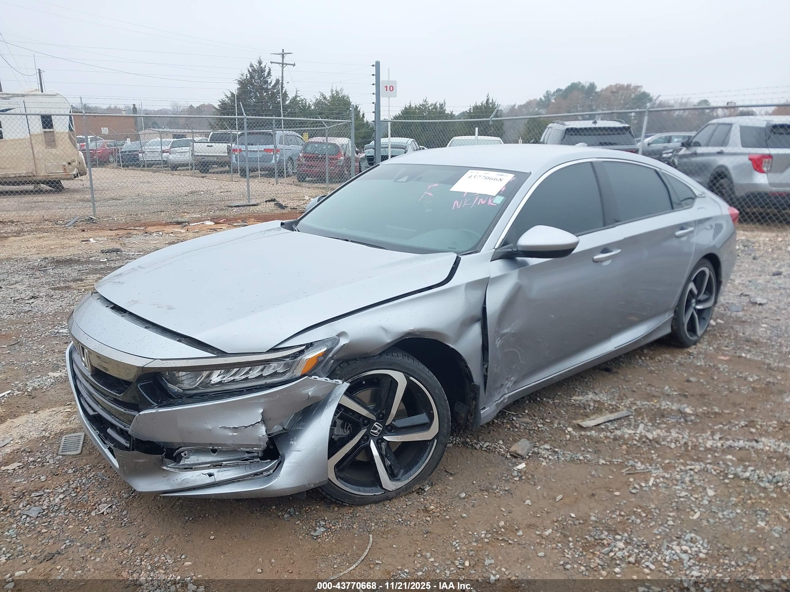 HONDA ACCORD image 2