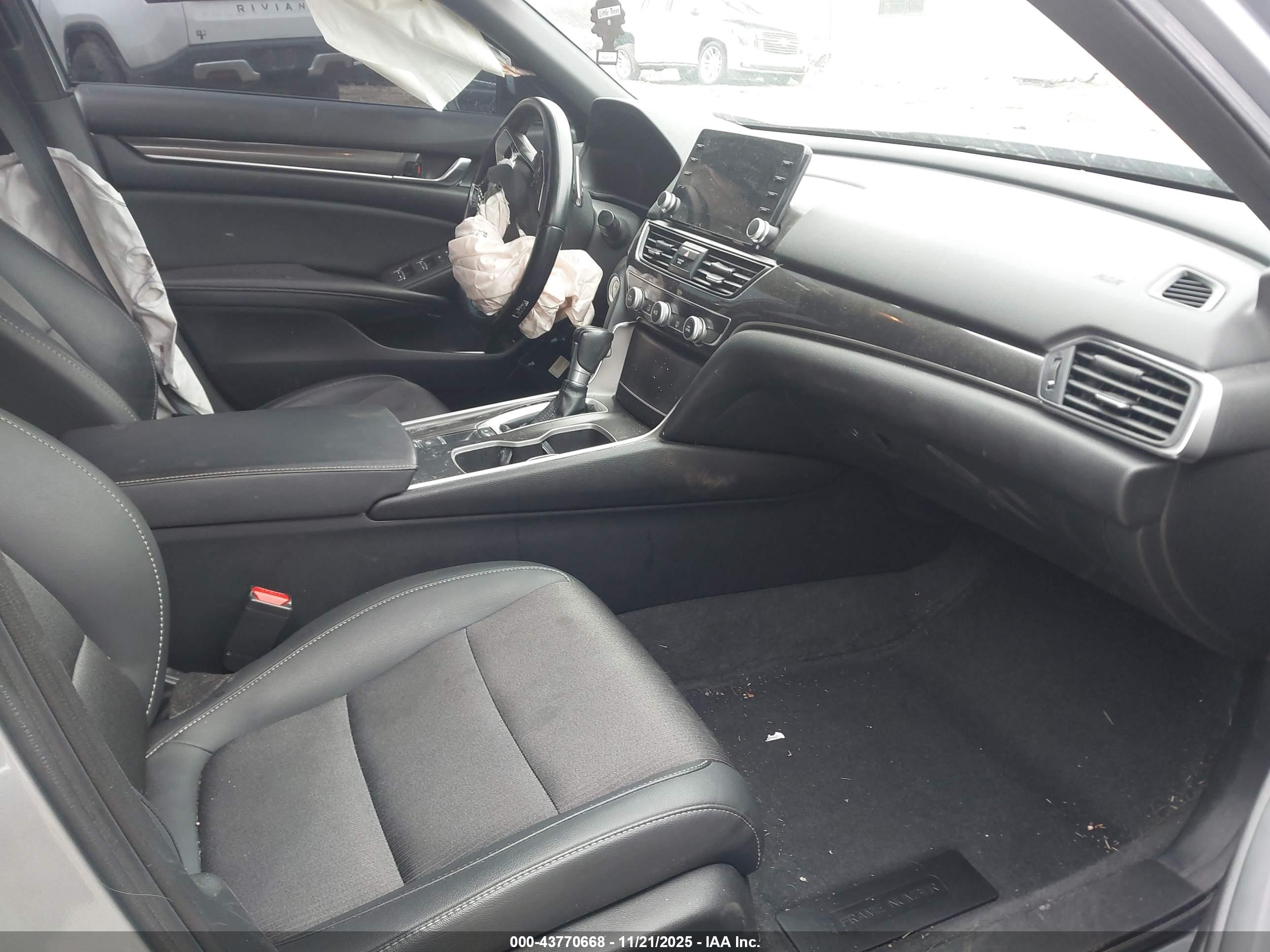 HONDA ACCORD image 5