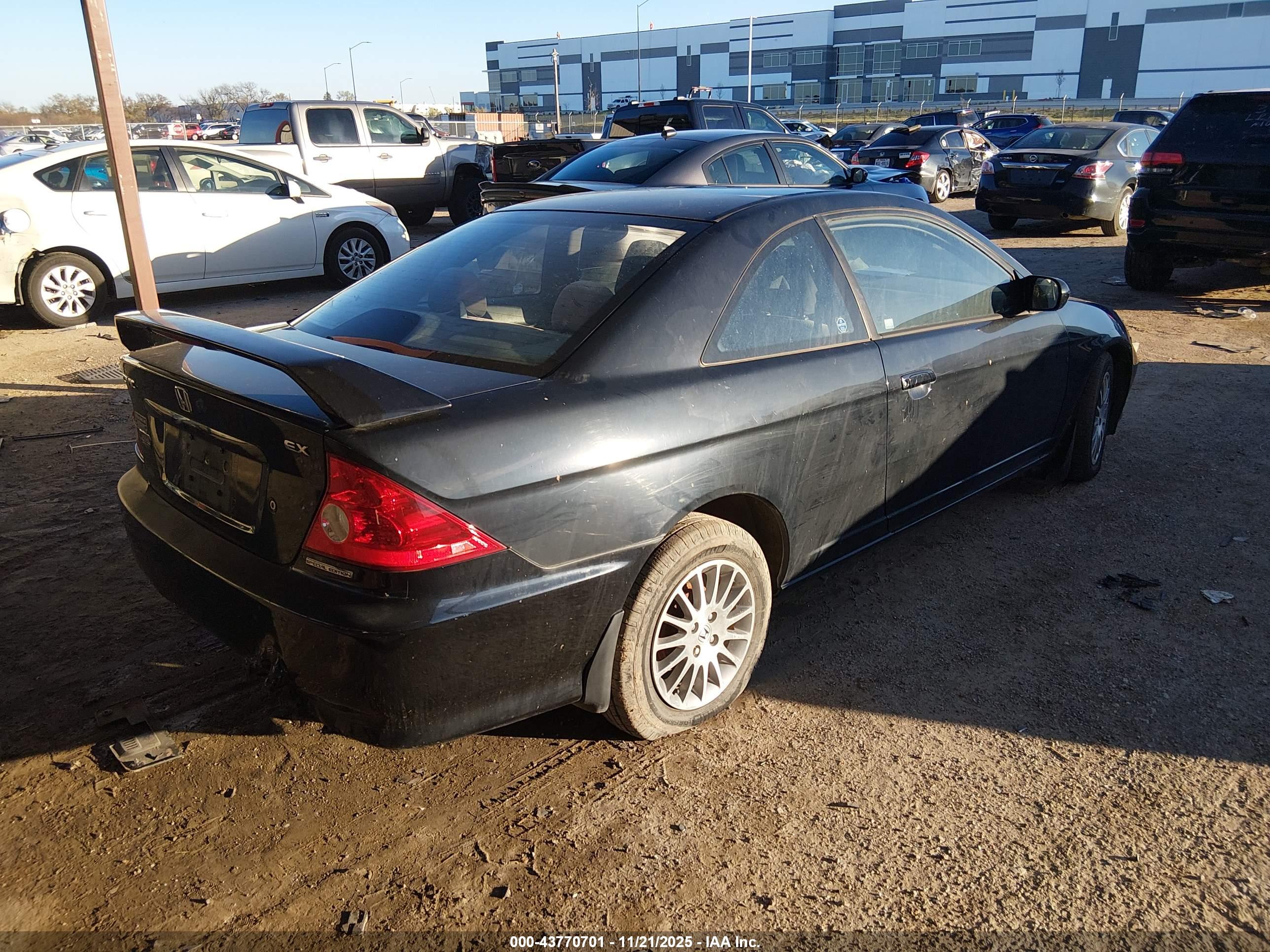 HONDA CIVIC image 4