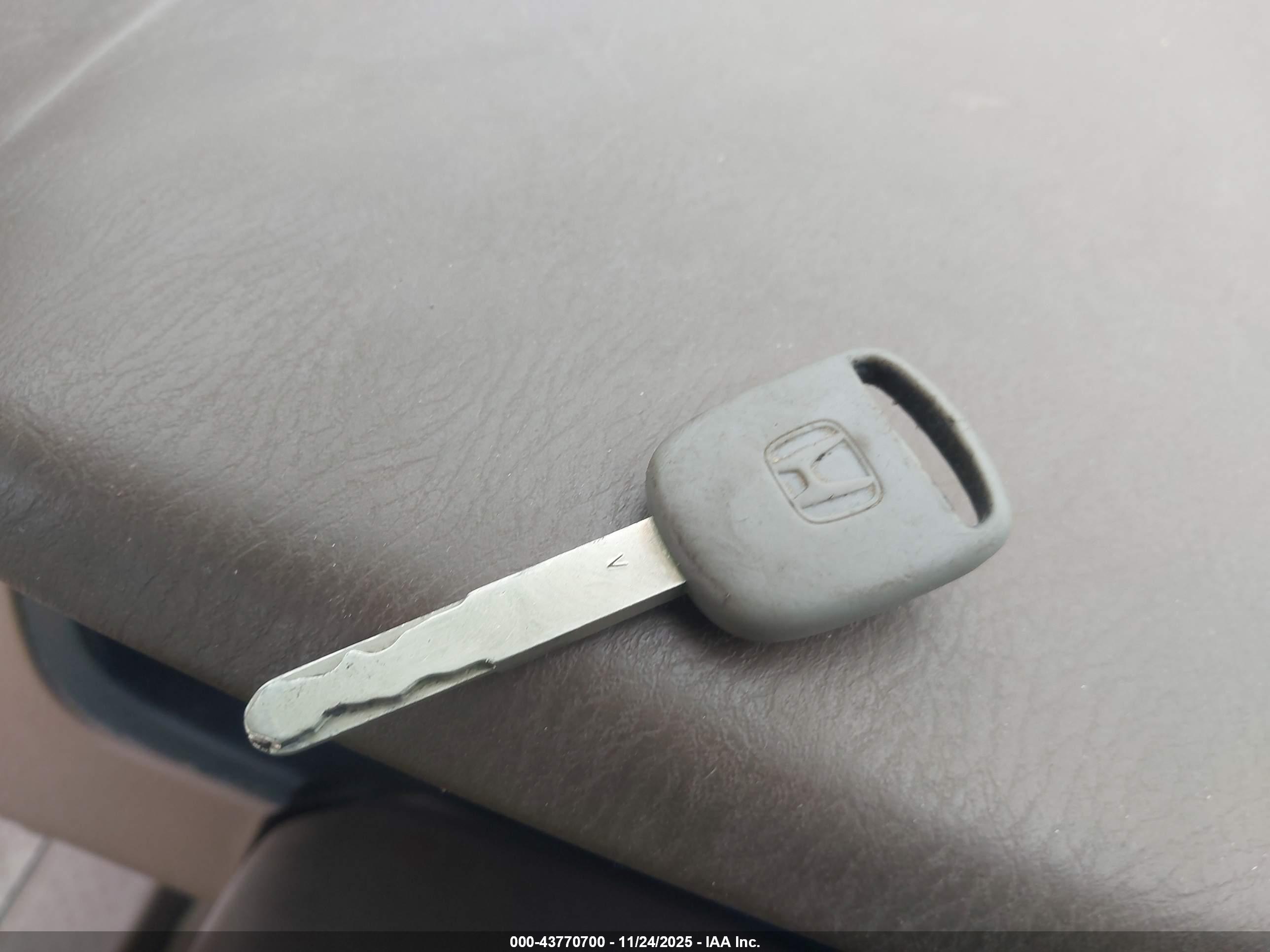 HONDA PILOT image 11