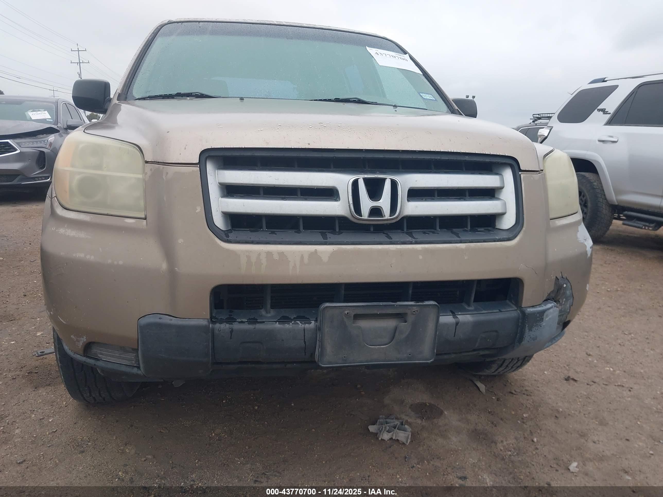 HONDA PILOT image 6