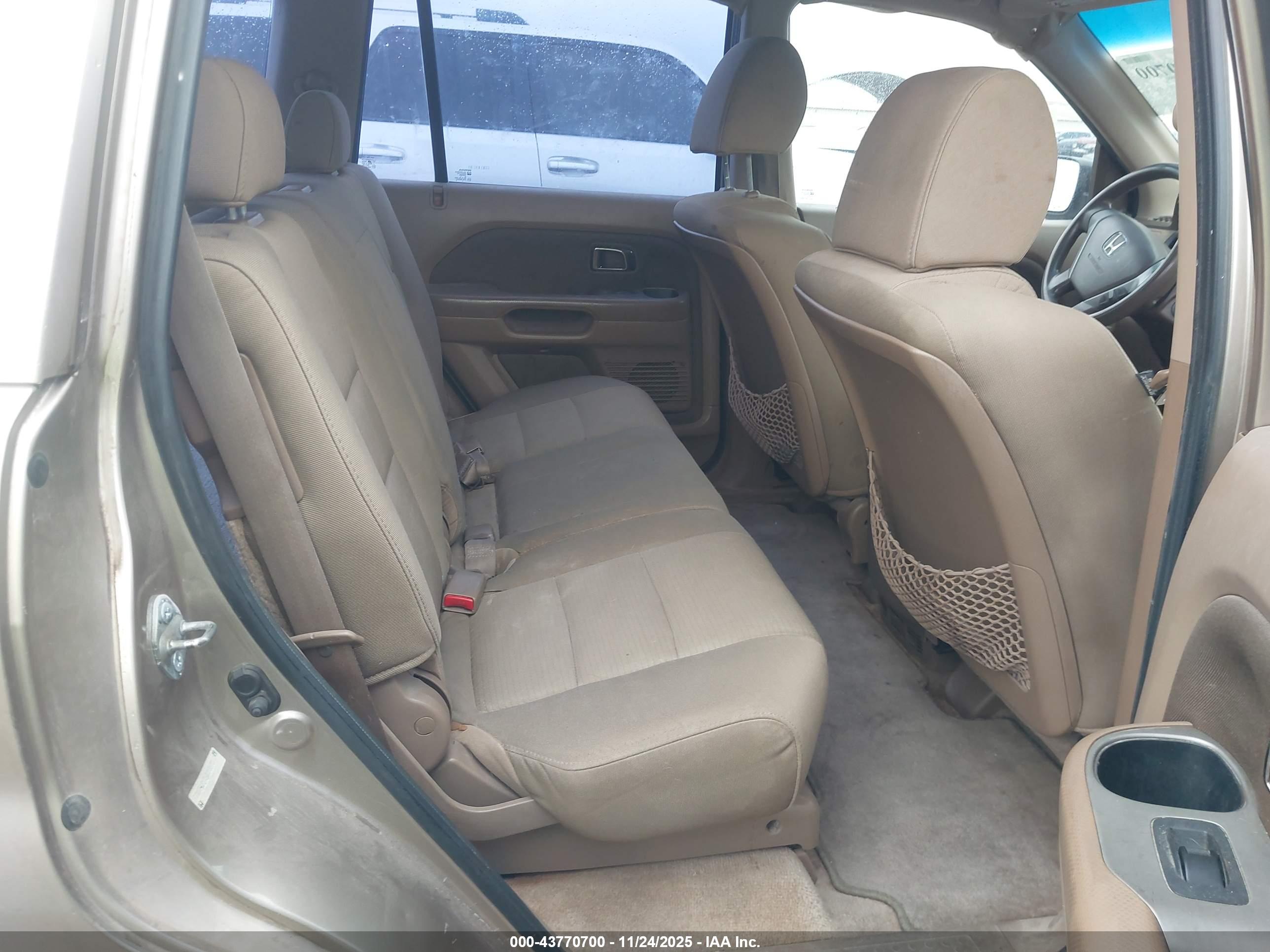 HONDA PILOT image 8
