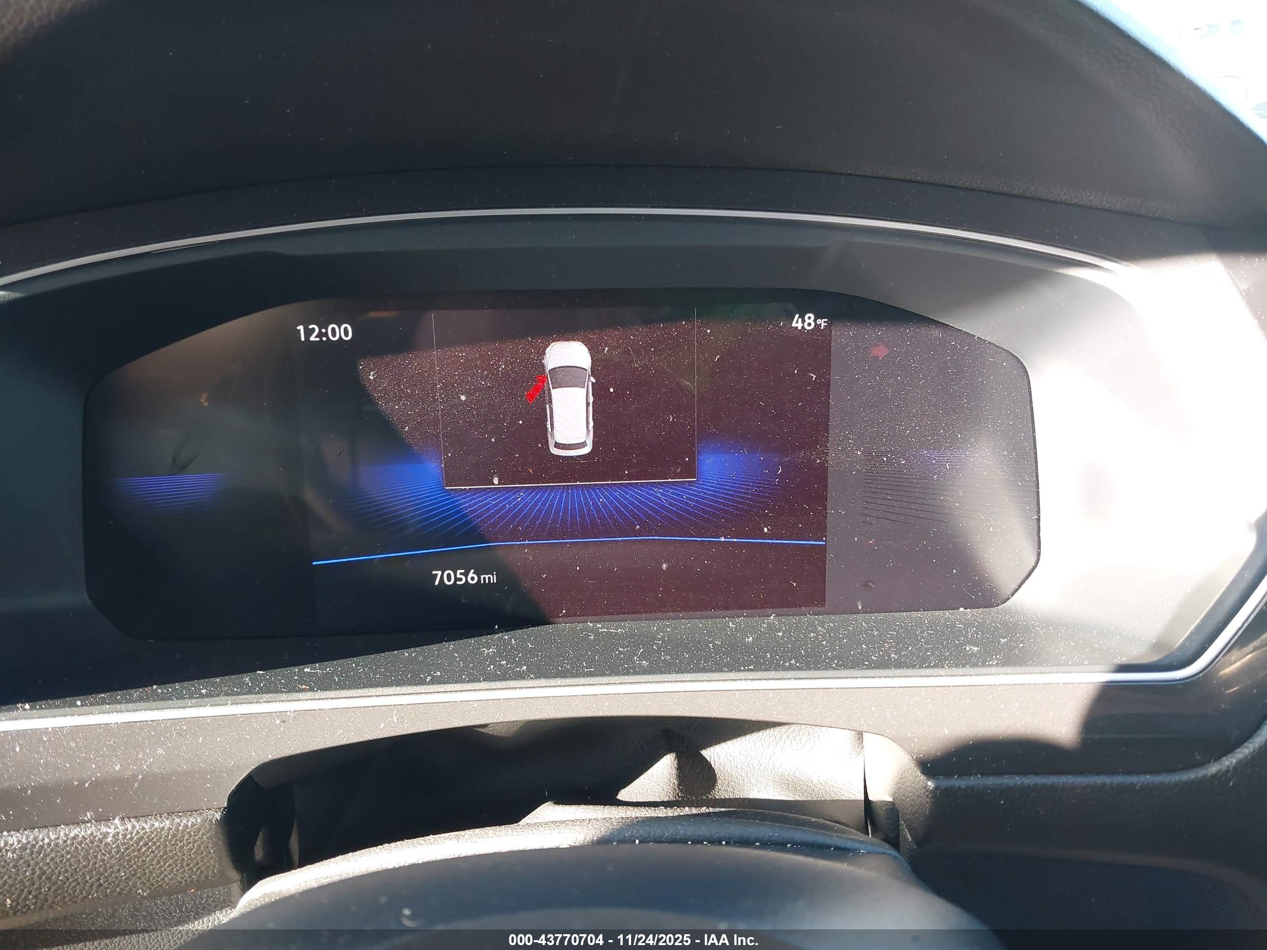 VOLKSWAGEN TIGUAN image 7