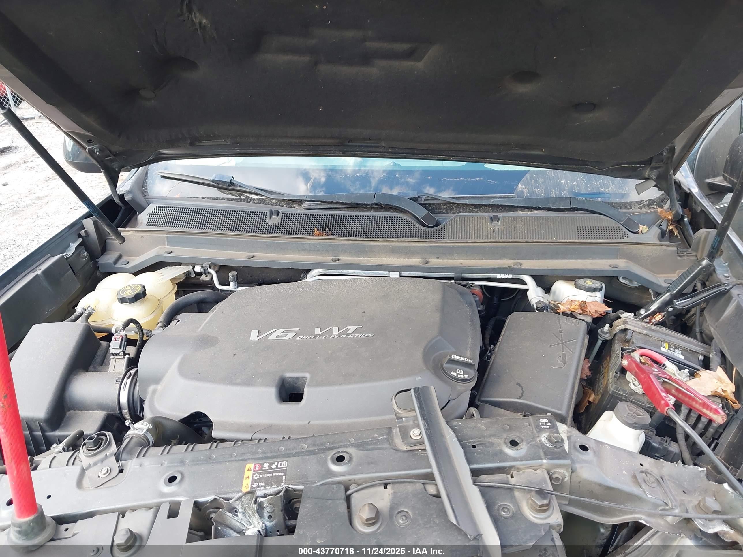CHEVROLET COLORADO image 10