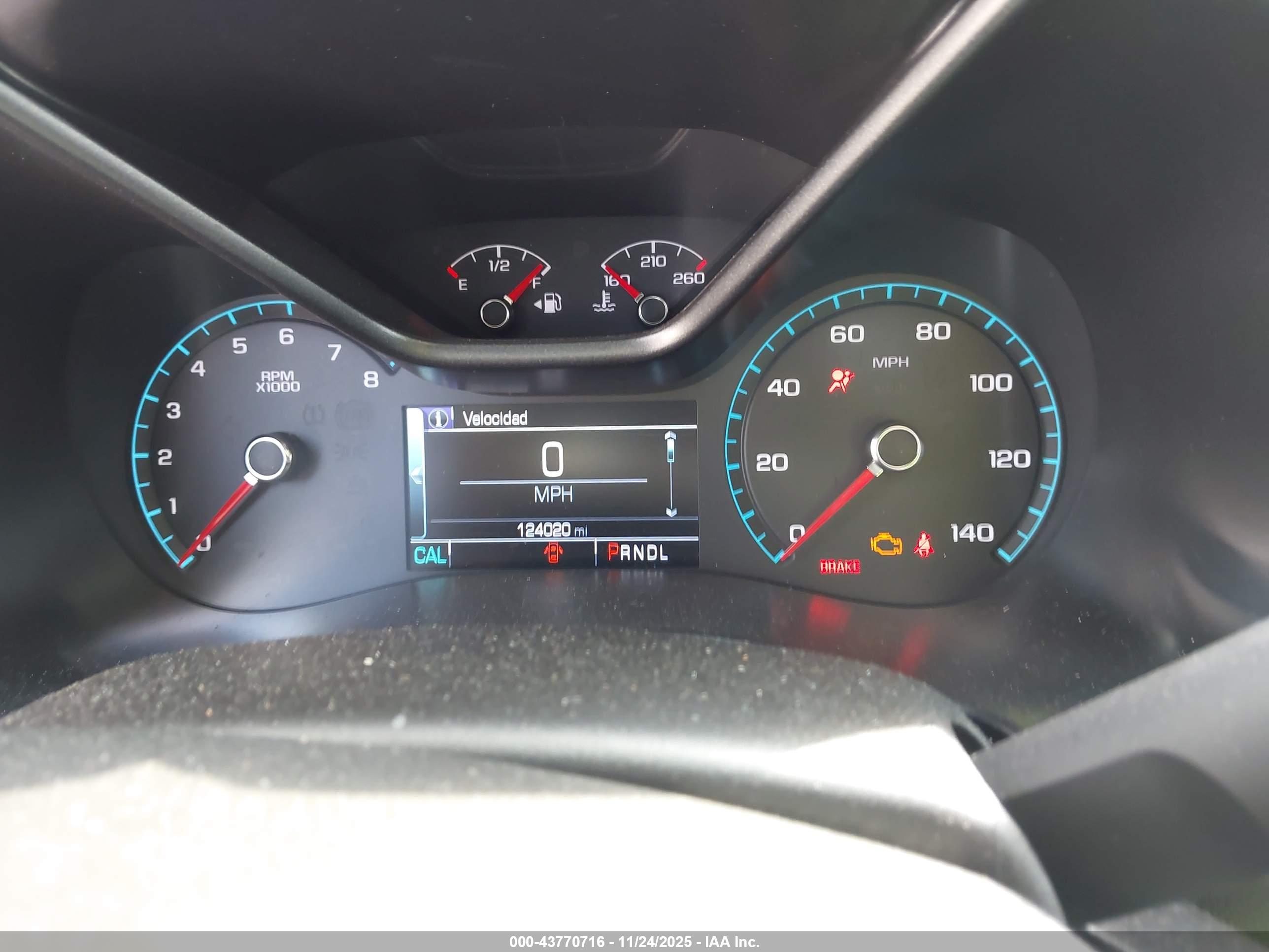CHEVROLET COLORADO image 7