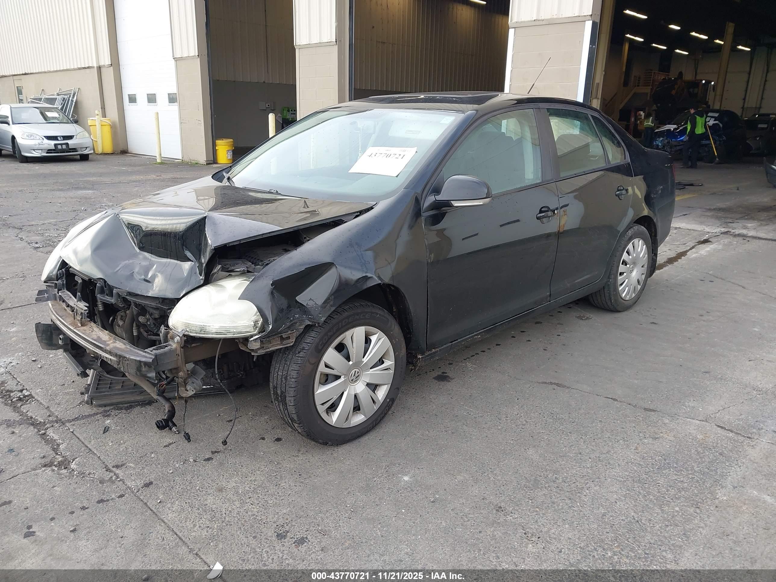 VOLKSWAGEN JETTA image 2
