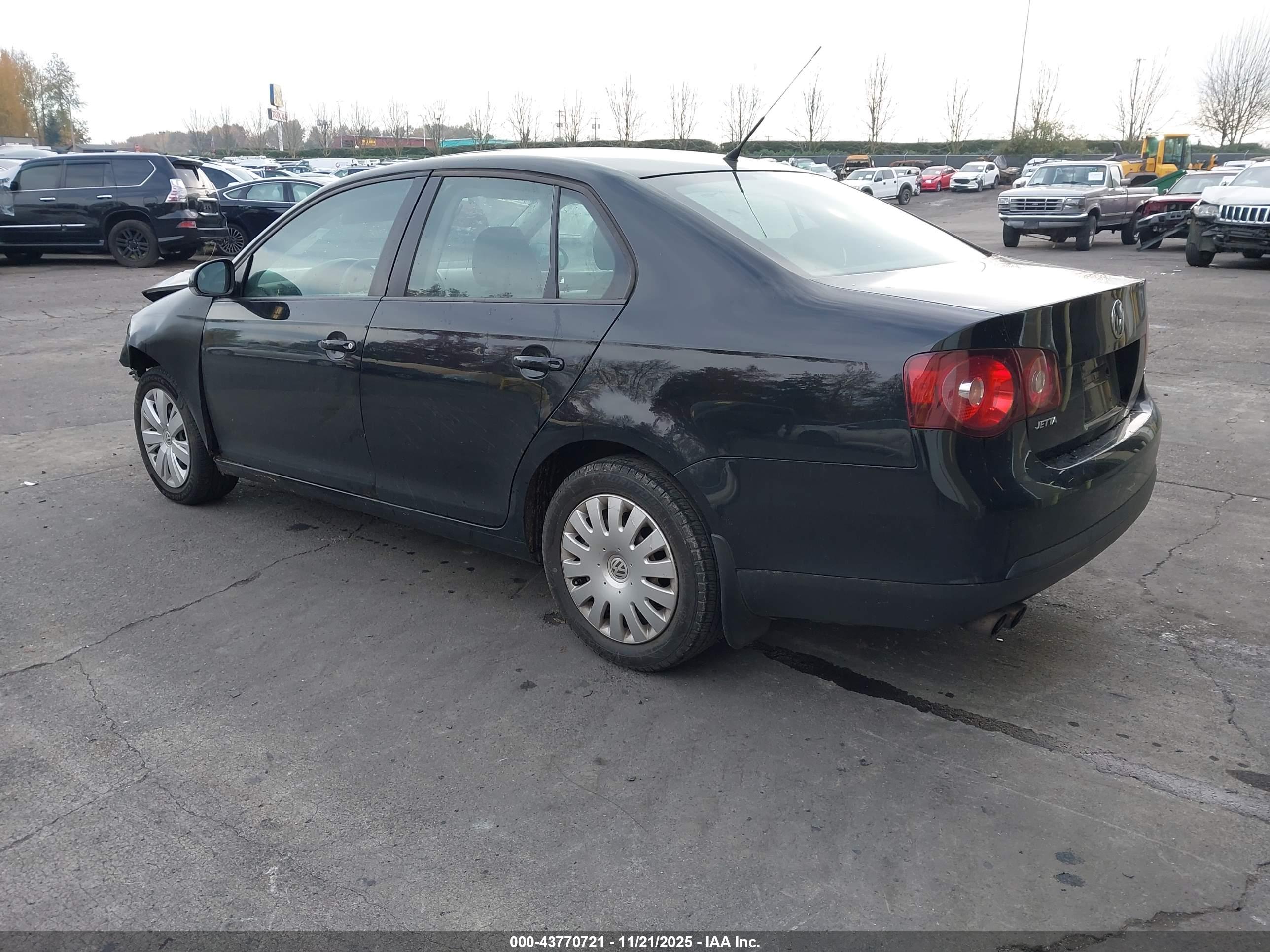 VOLKSWAGEN JETTA image 3